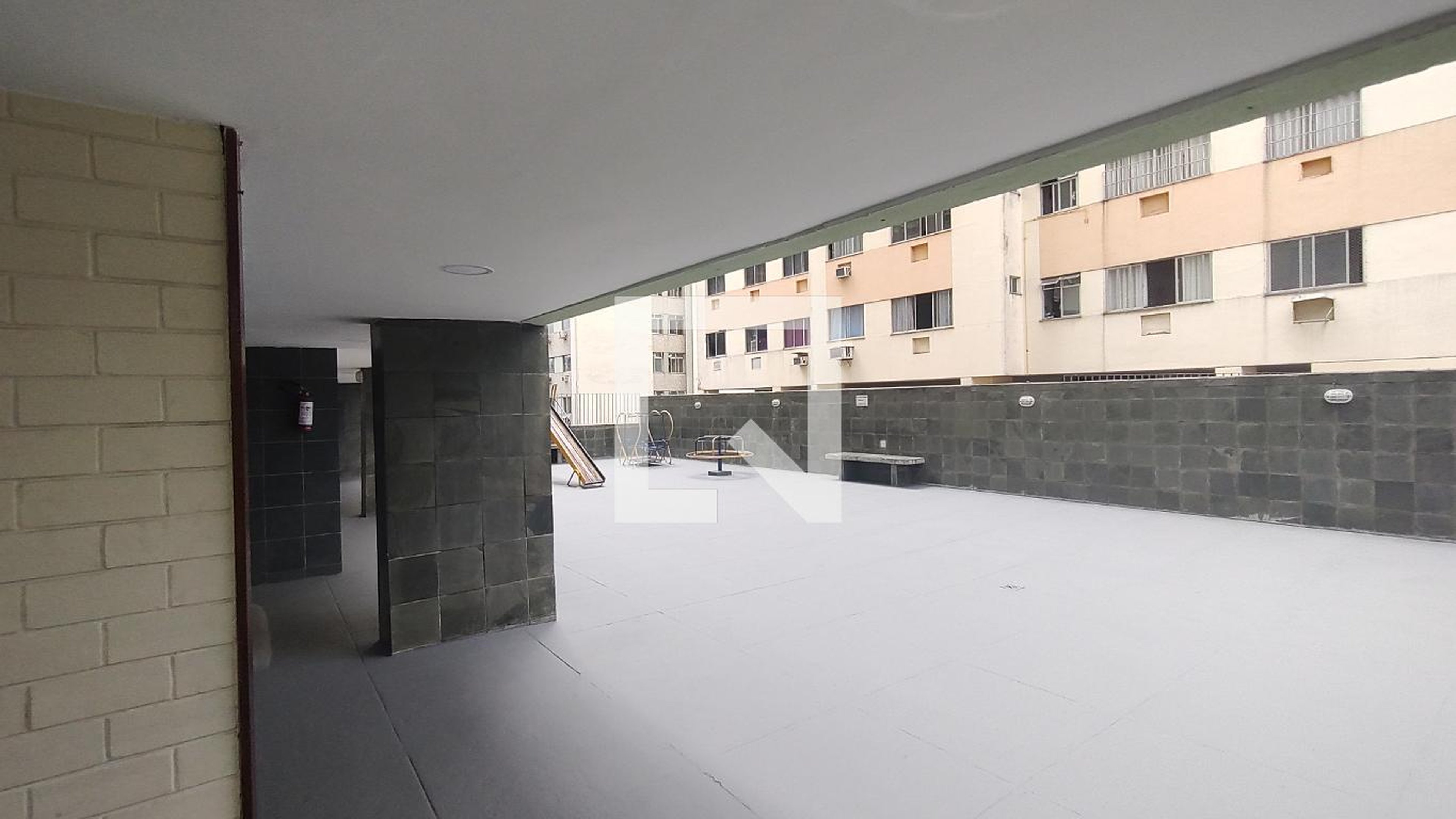 Área comum - Scorpion