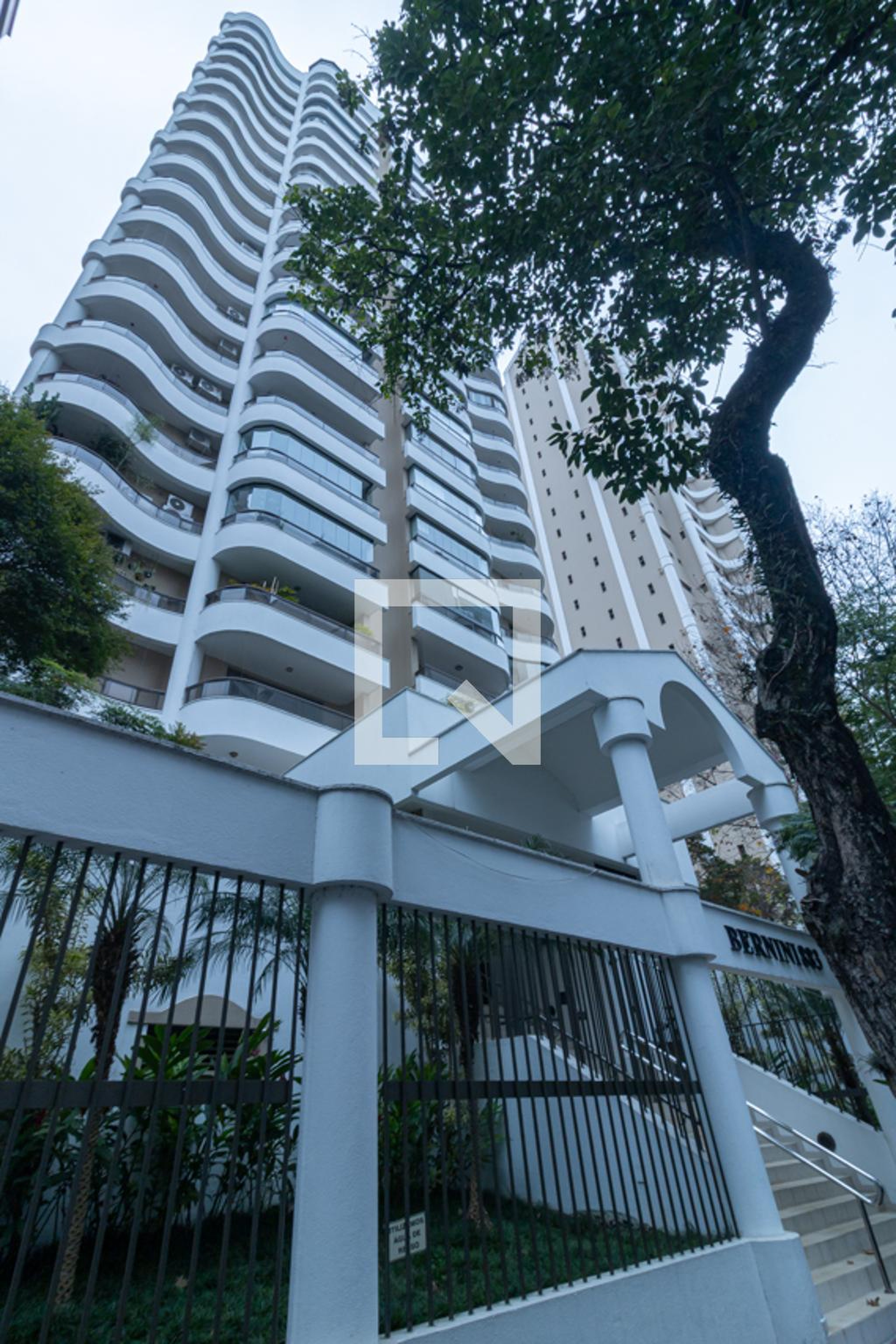 Fachada do Prédio Condomínio Piazza Renascença