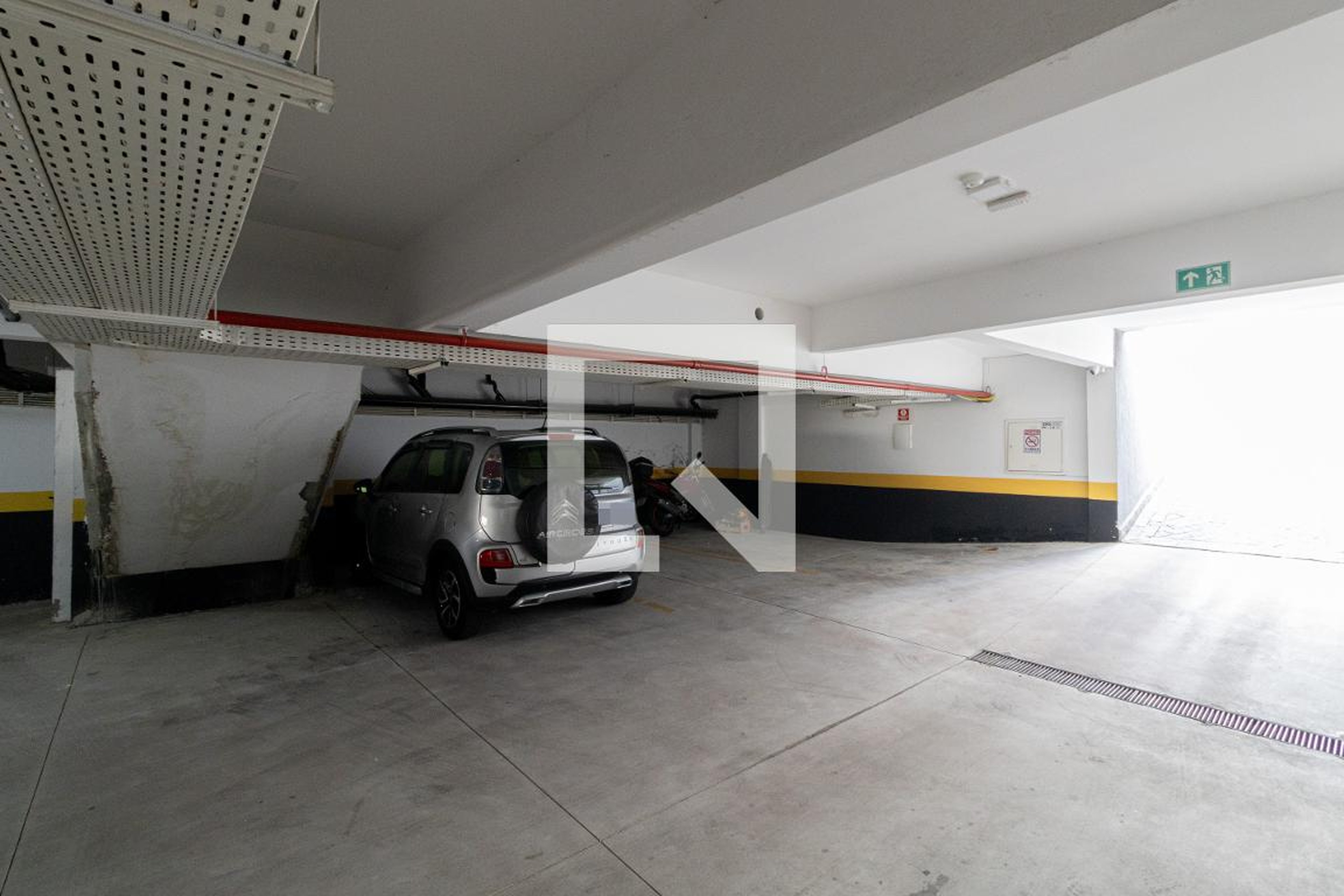 Estacionamento - Juçaral