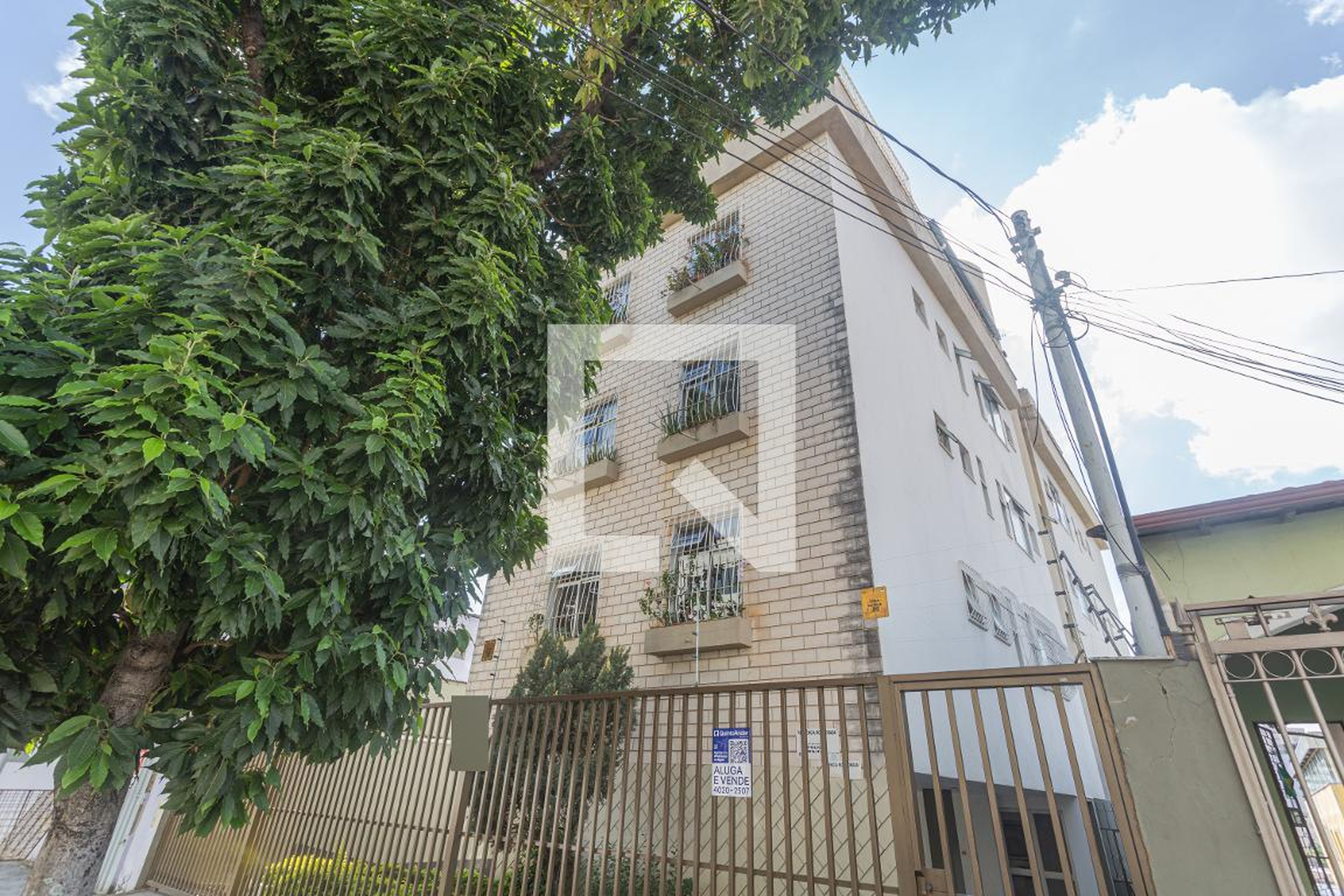 Fachada Condomínio em Rua Princesa Leopoldina, 555