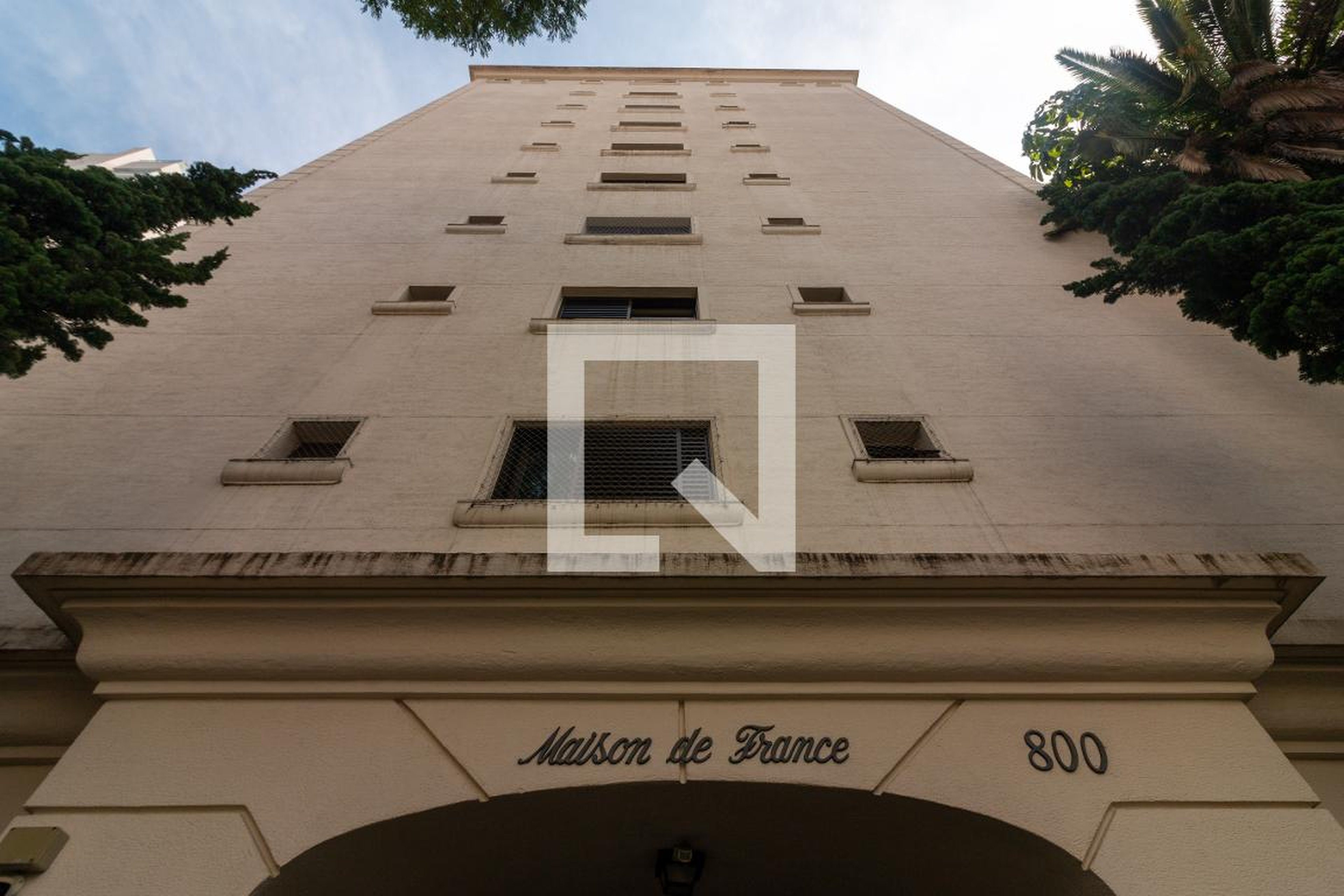 Fachada do Prédio Condomínio em Alameda dos Aicás, 802