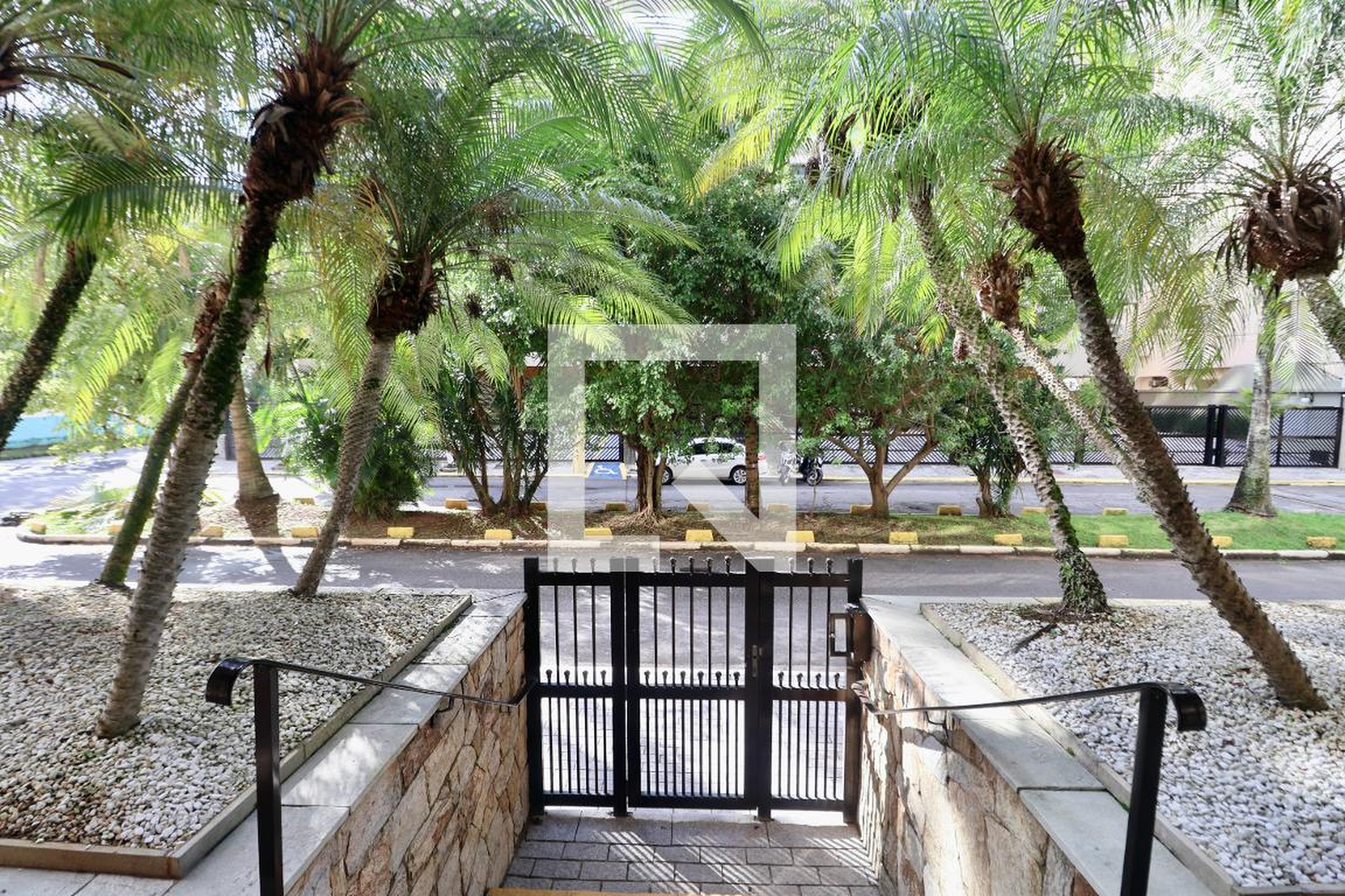 Fachada Condomínio Plajam VXII