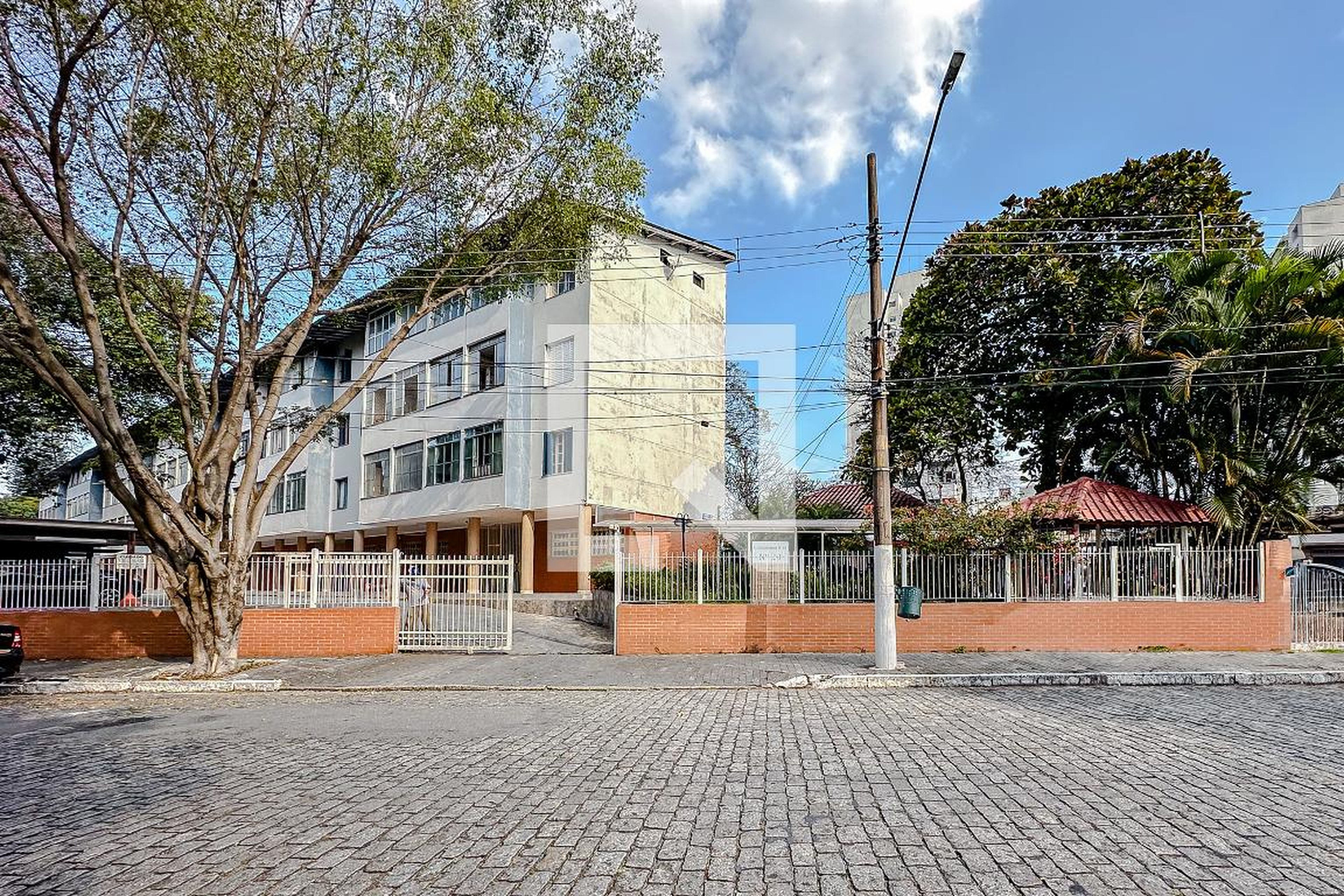 Fachada Condomínio B-13