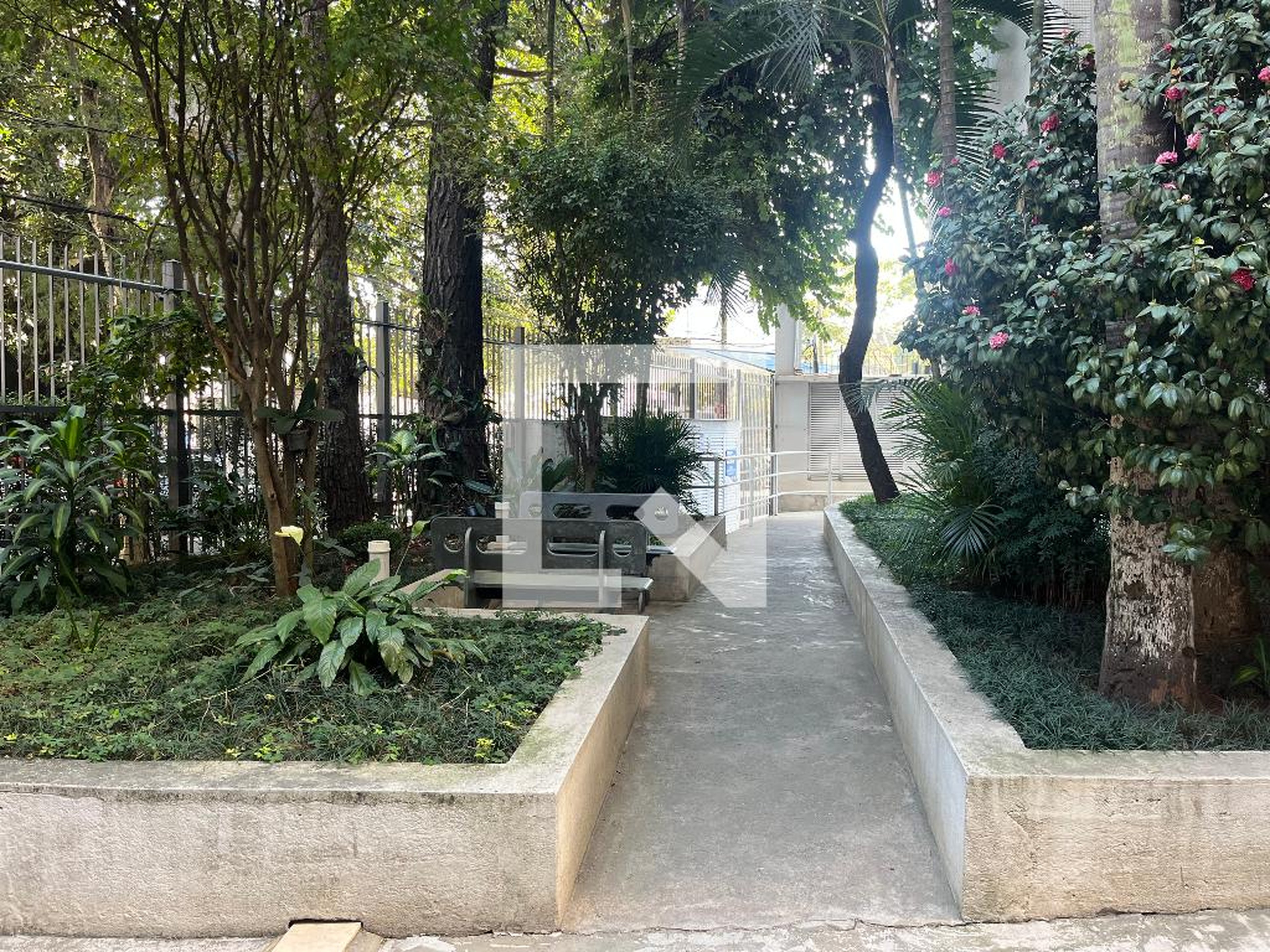 Área comum - Lourdes L. Braido