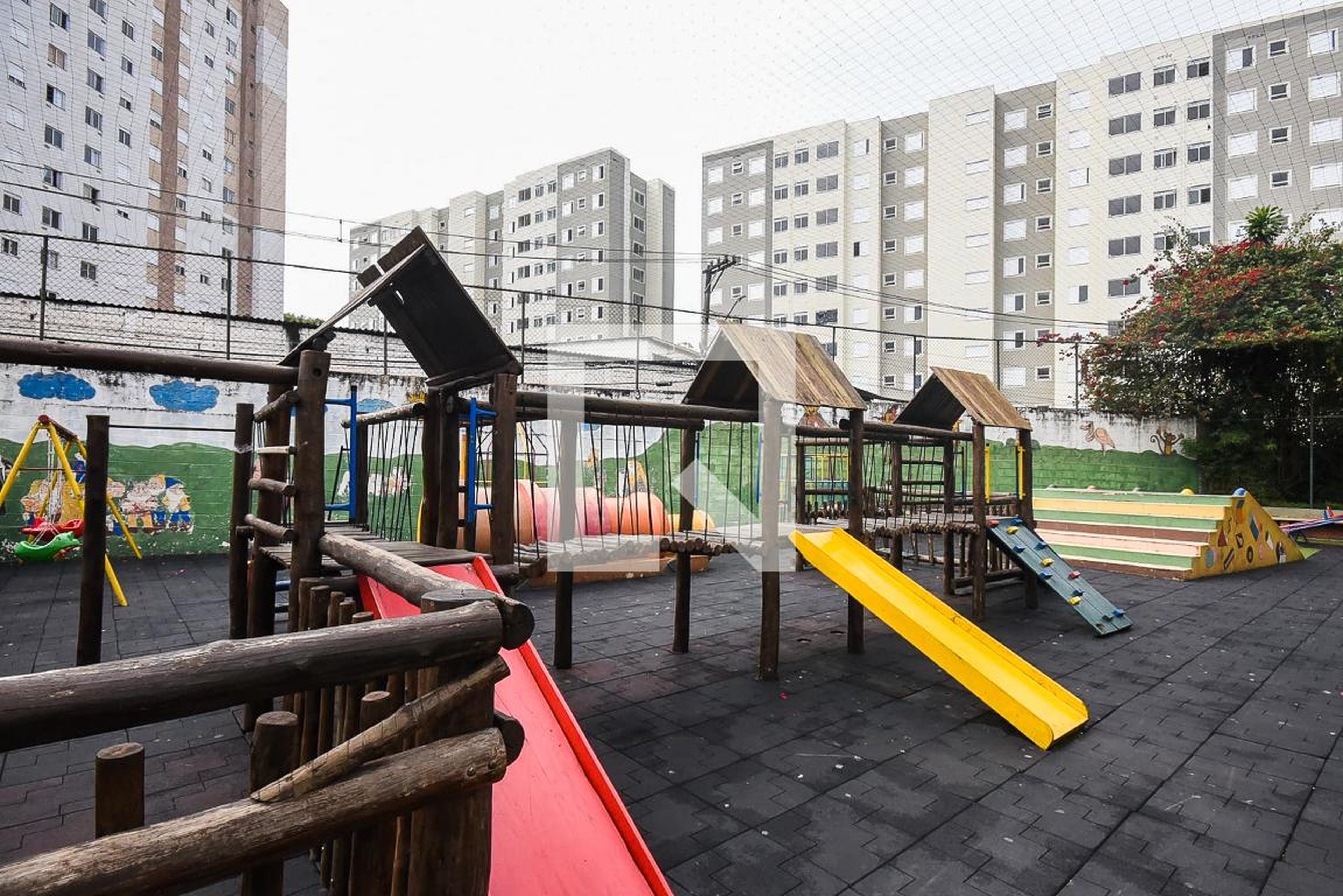 Playground - Cj Novo Pirajussara