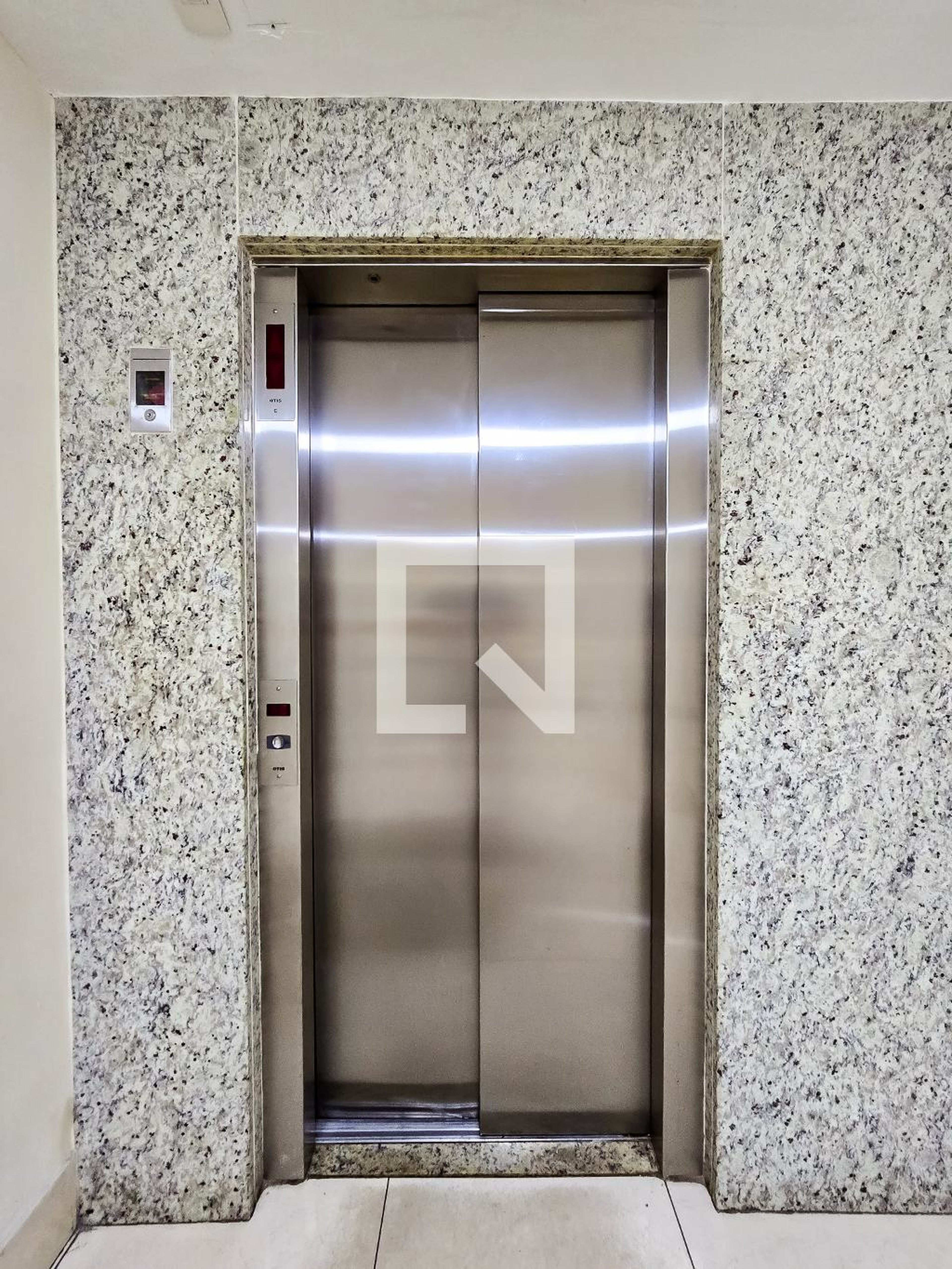 Elevador - Elo Residencial Clube