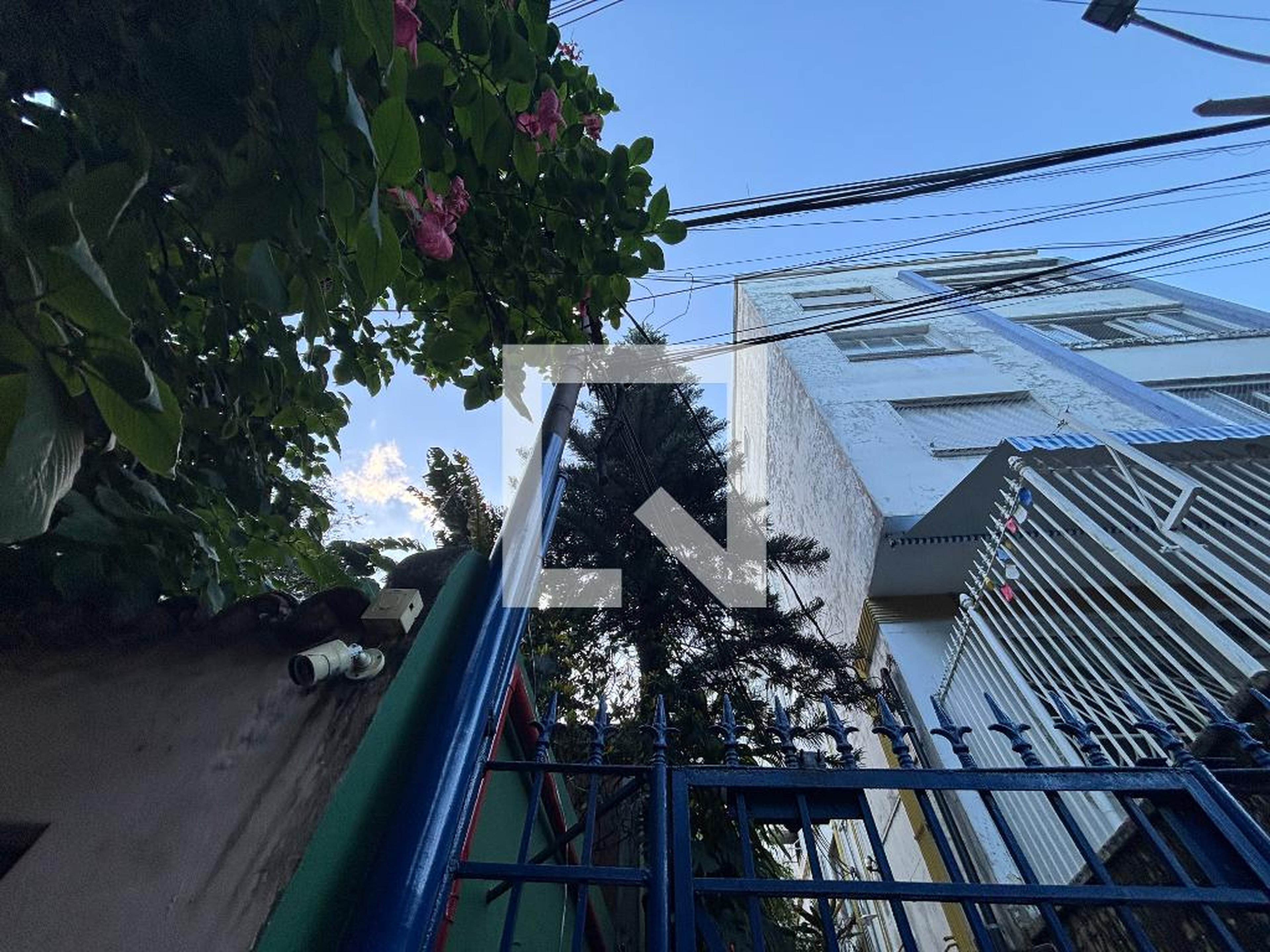 Fachada Condomínio em Rua Maria Angélica, 451