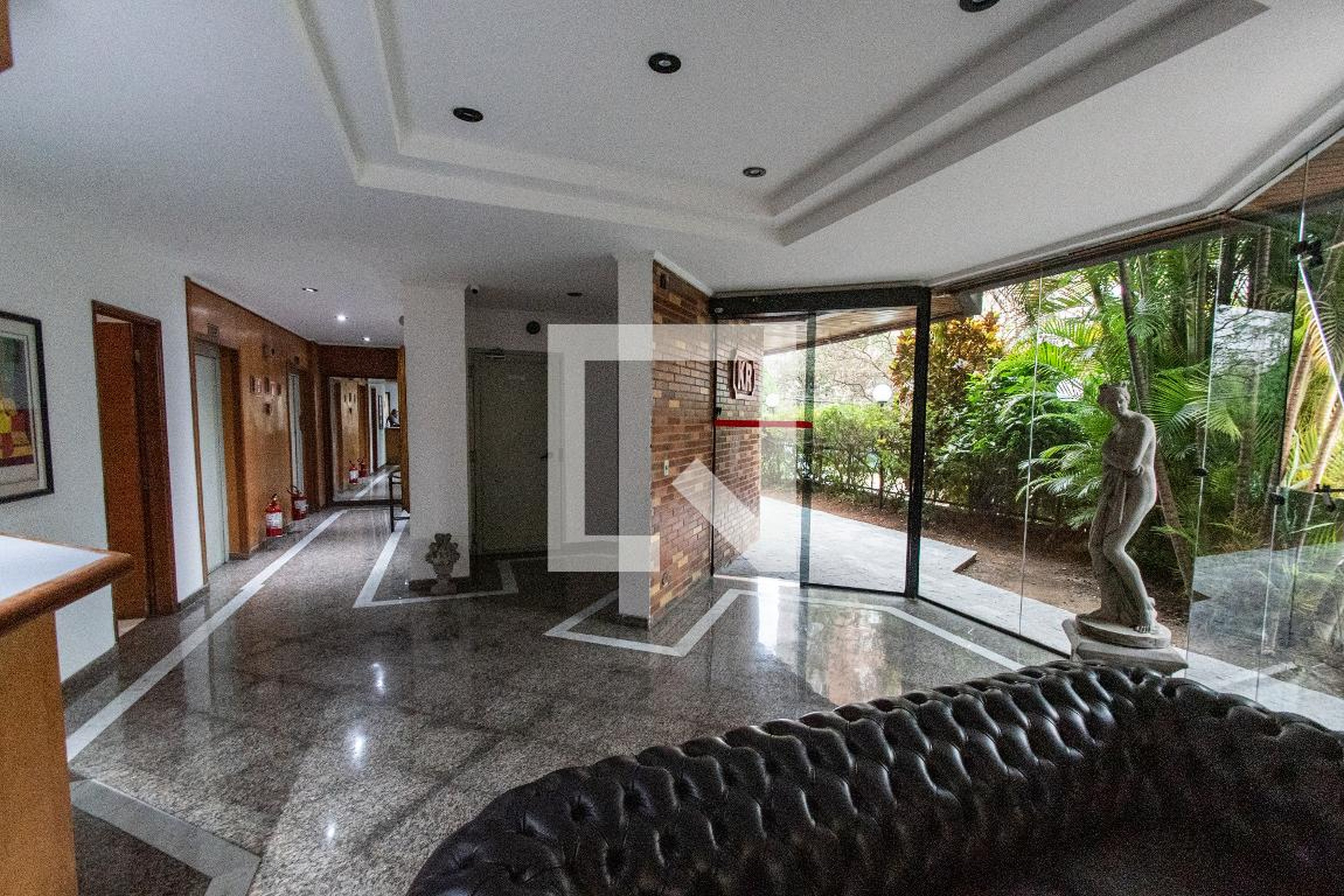 Hall de entrada - Edificcio Katch Residence Service