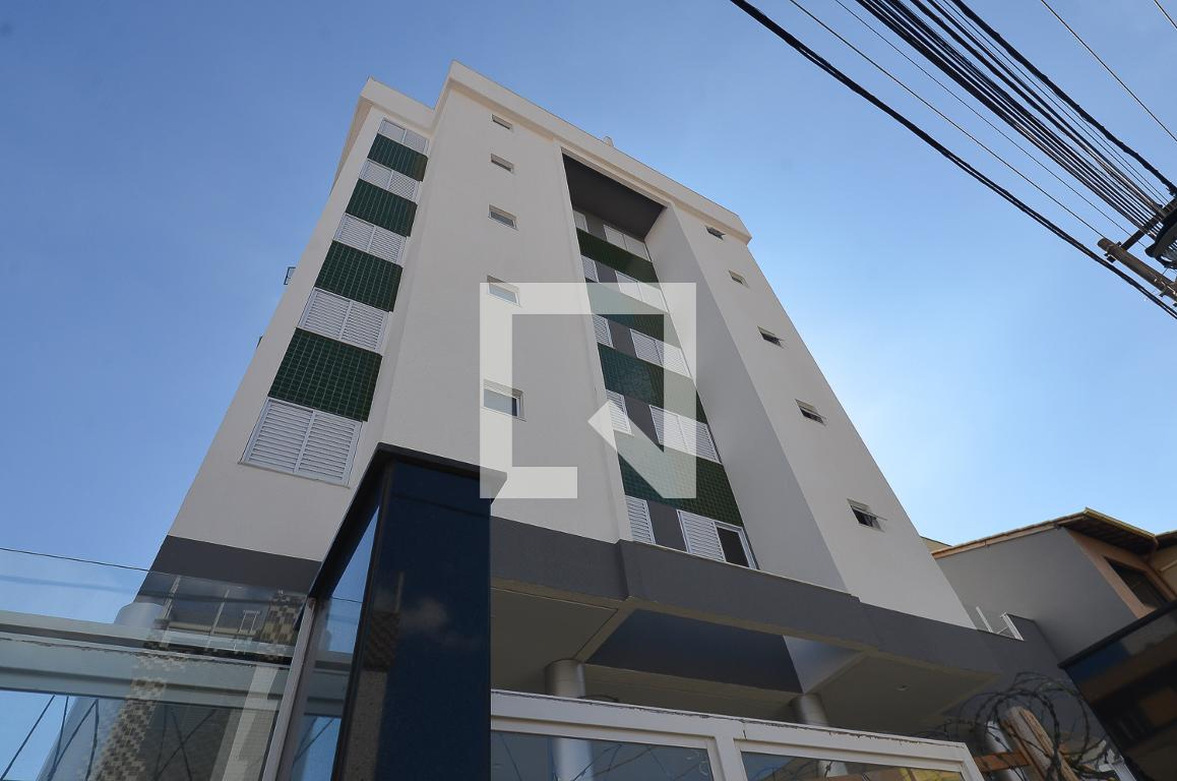 Fachada Condomínio em Rua João Gualberto Filho, 821