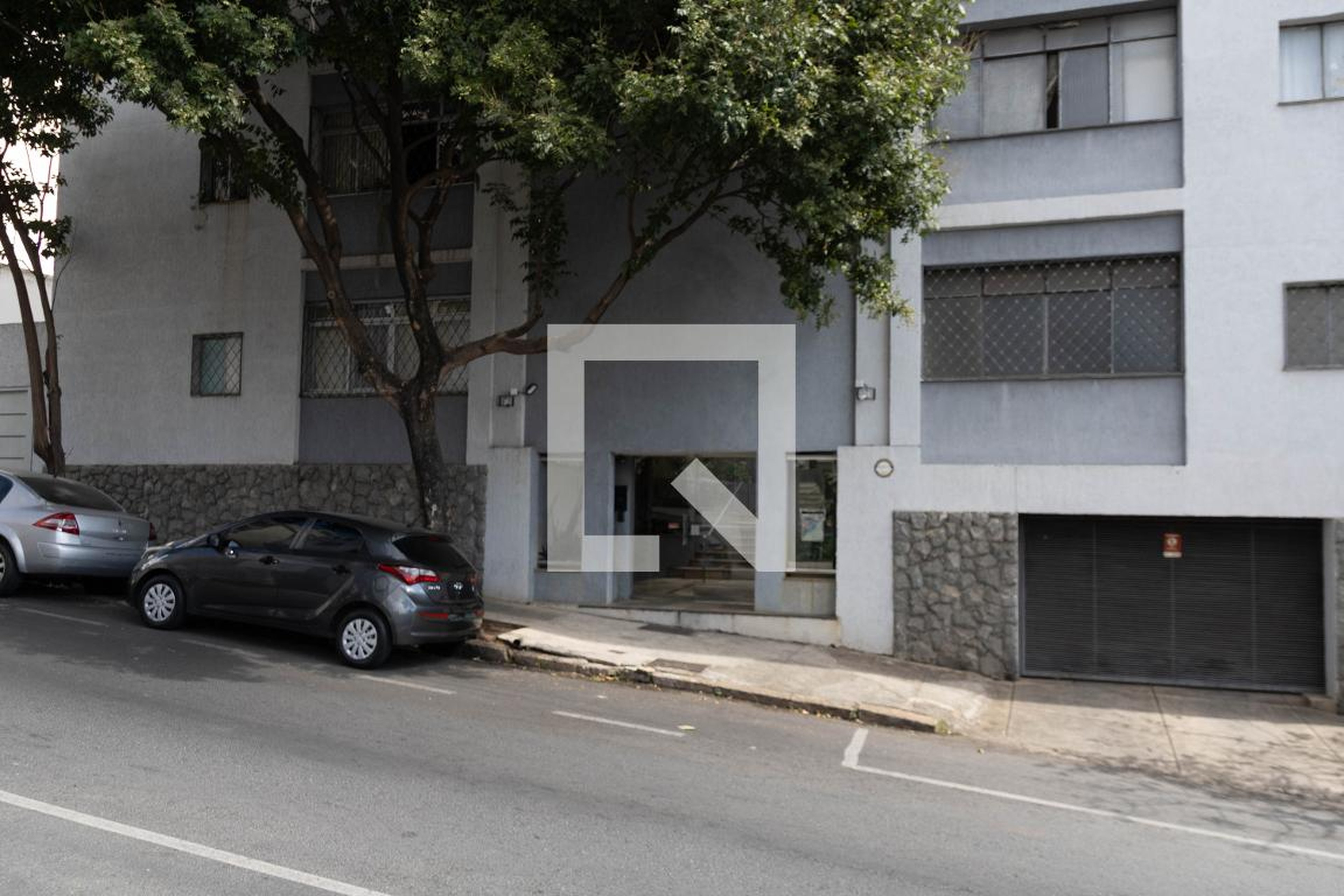 Fachada Condomínio em Rua General Andrade Neves, 368