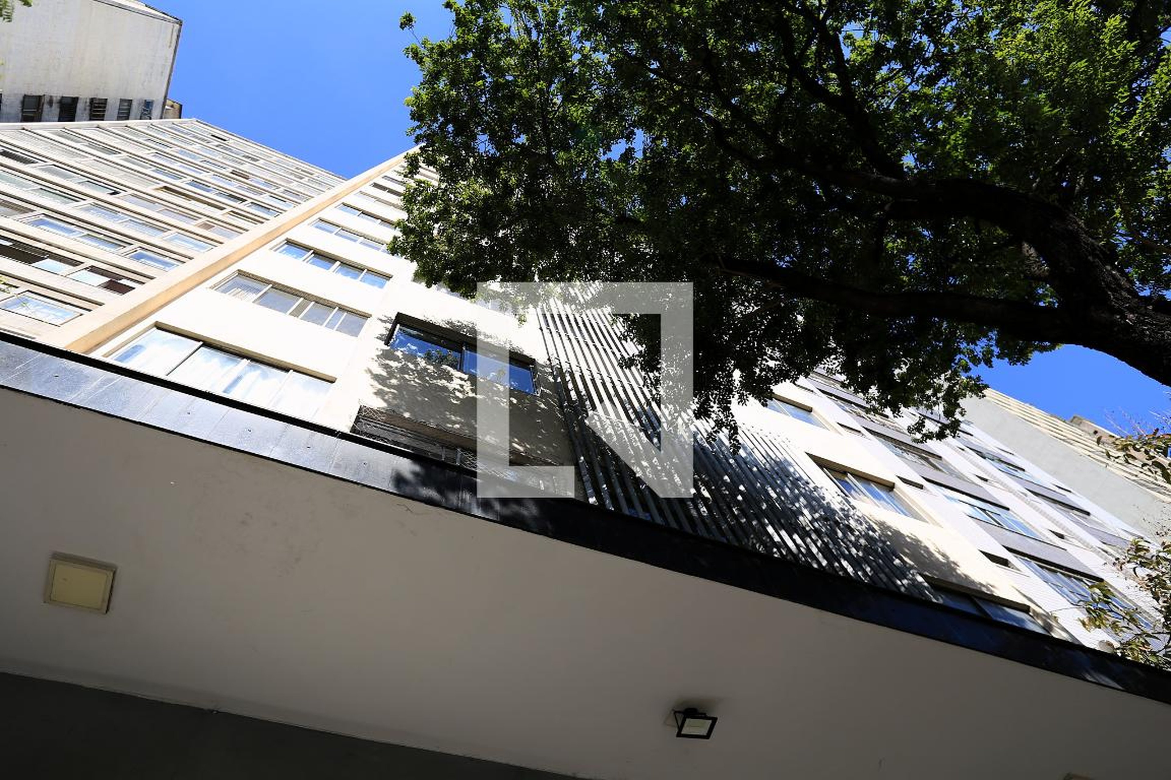 Fachada Condomínio Augusto