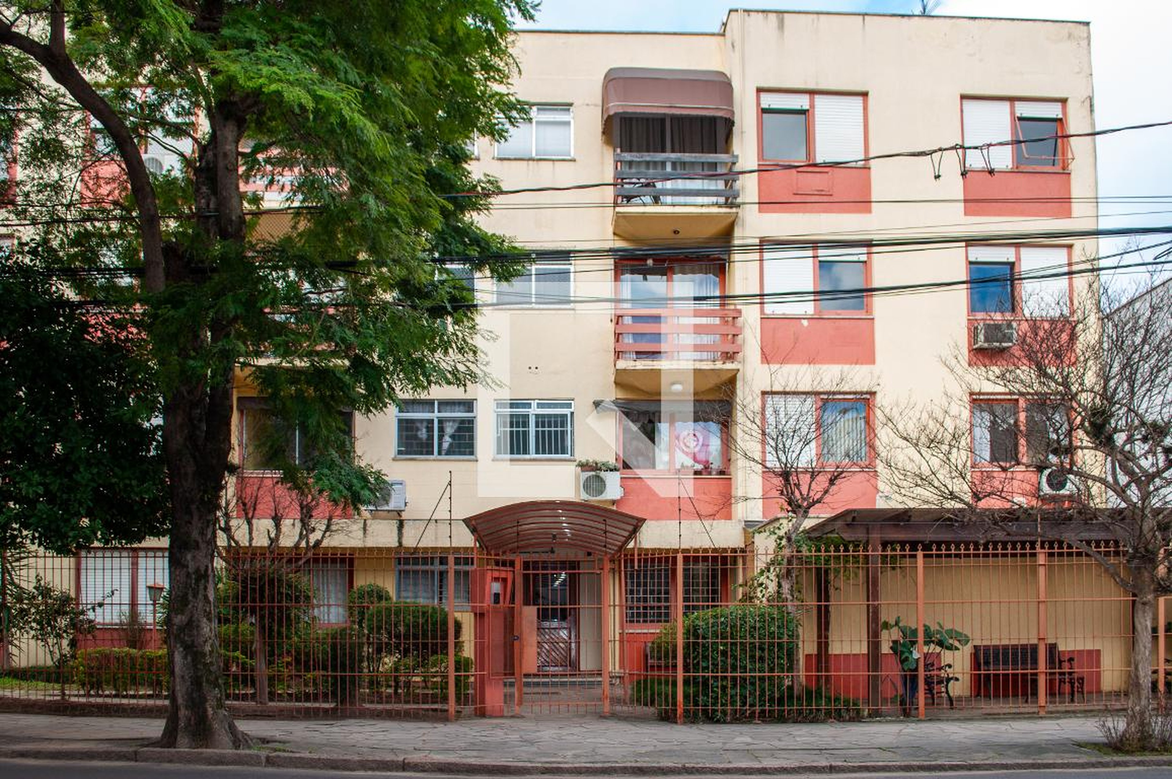 Fachada Condomínio em Rua Marcílio Dias, 575