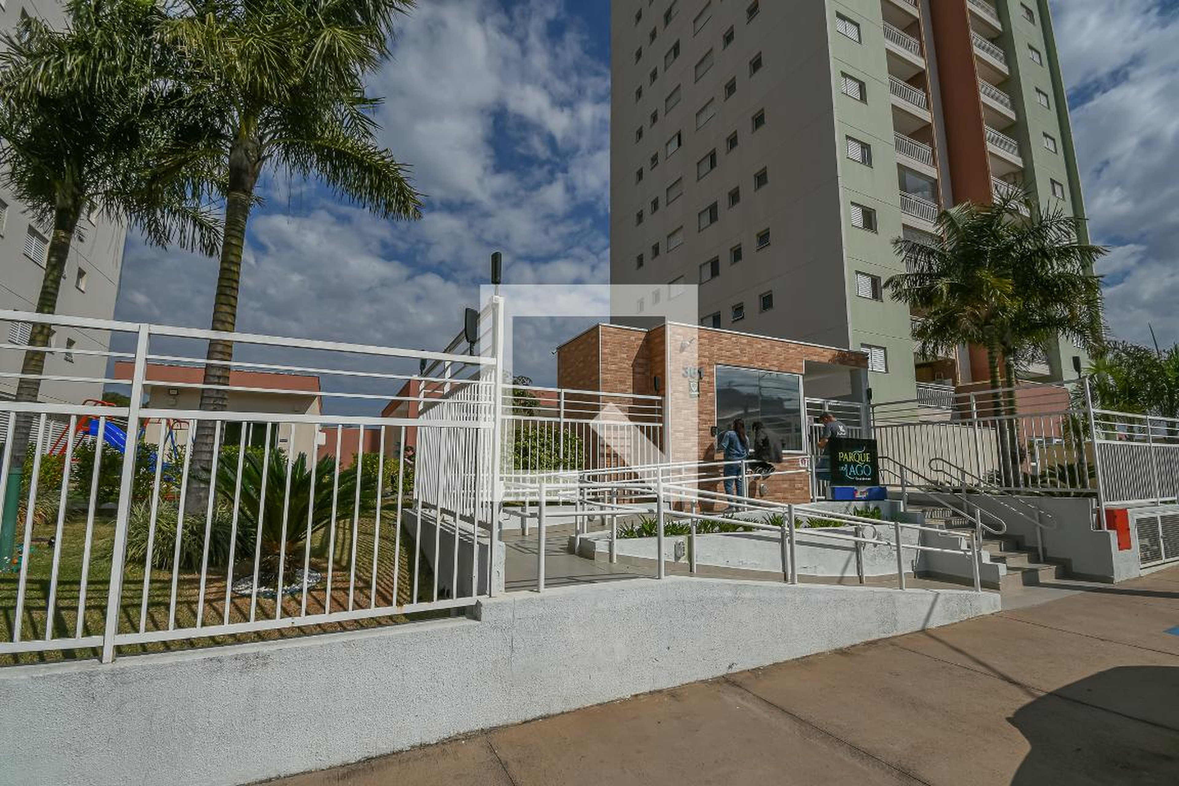 Fachada Condomínio Parque do Lago Residence