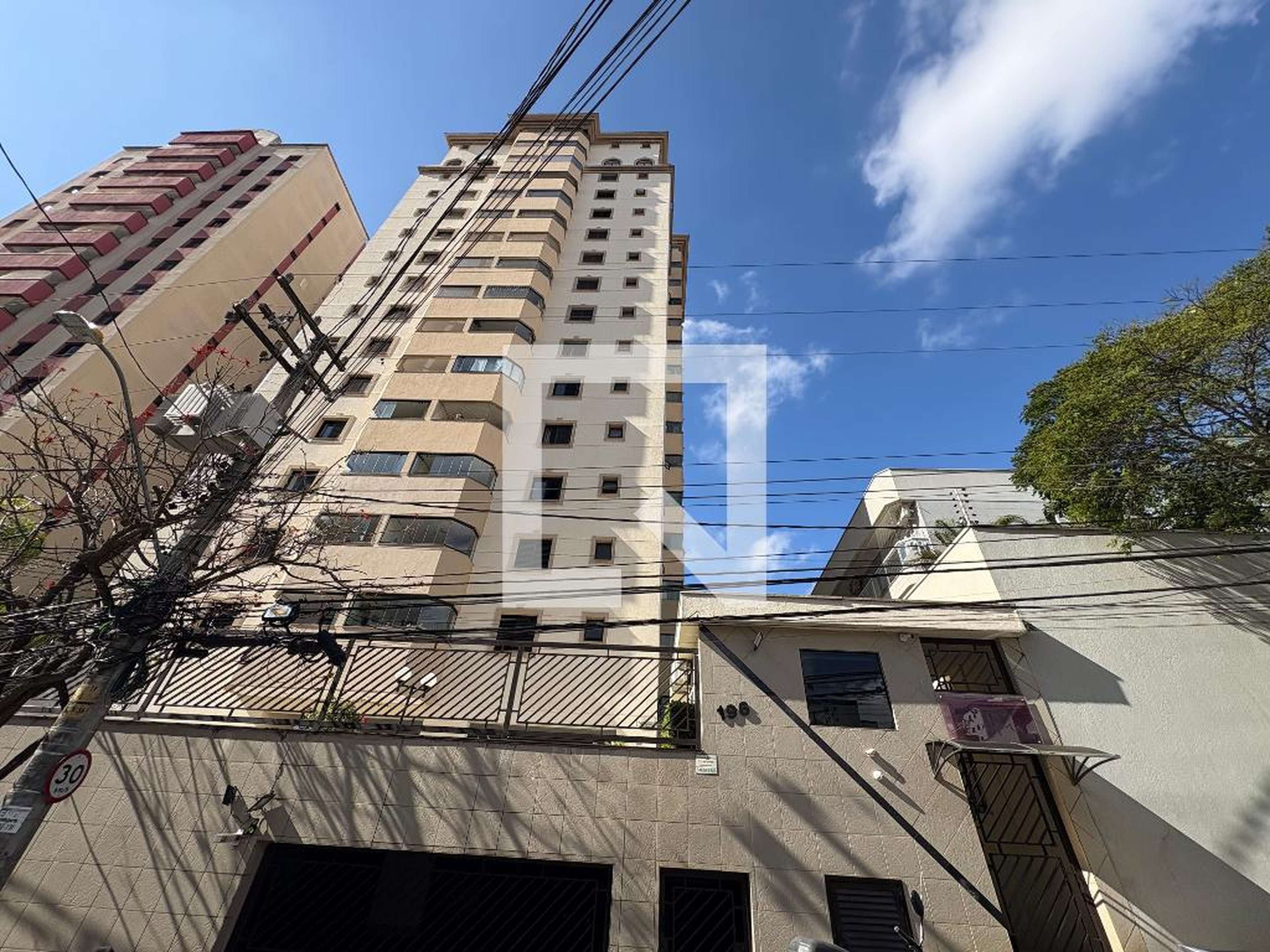 Fachada Condomínio Villagio D Roma