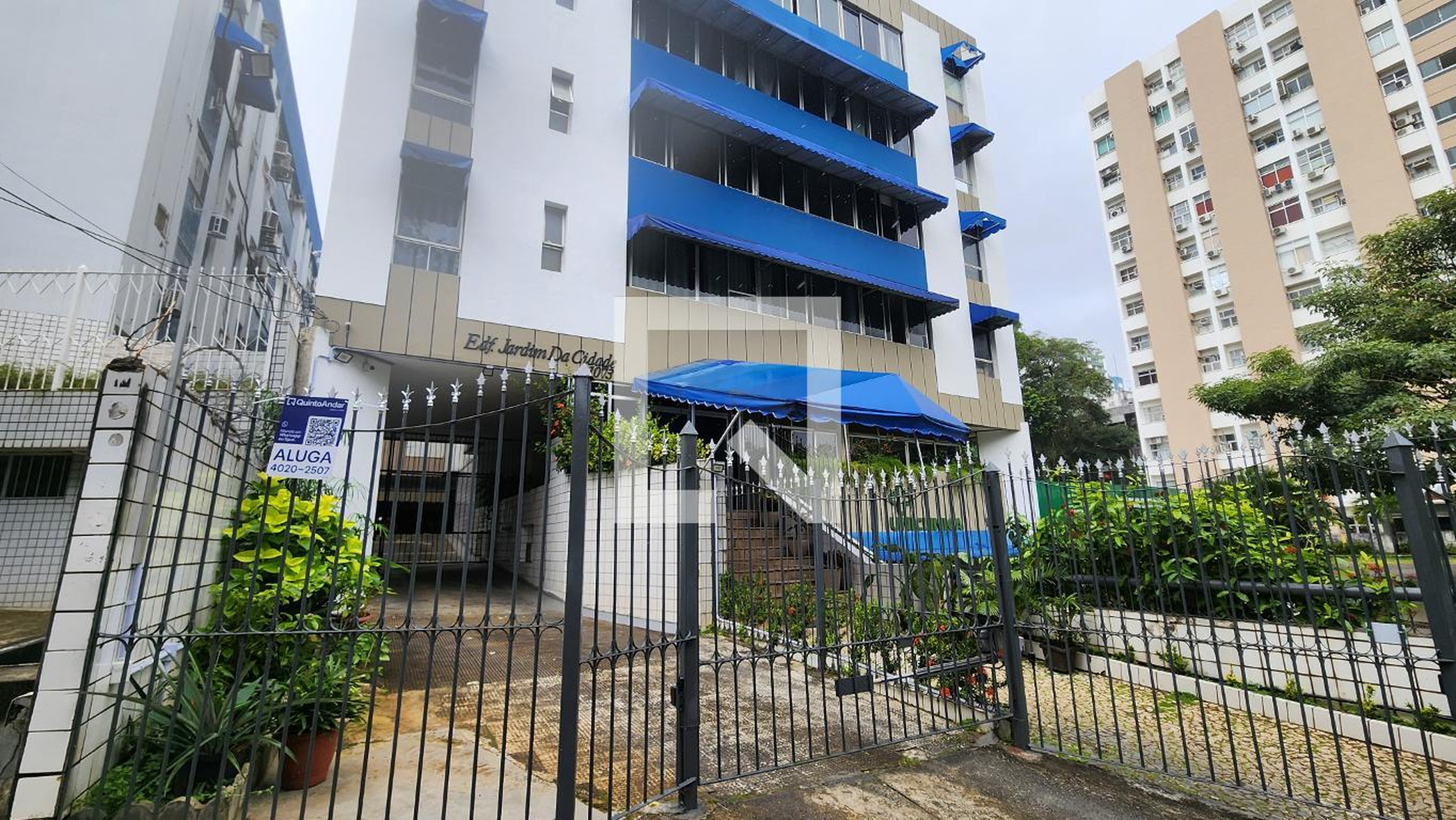 Fachada Condomínio em Avenida Anita Garibaldi, 1073