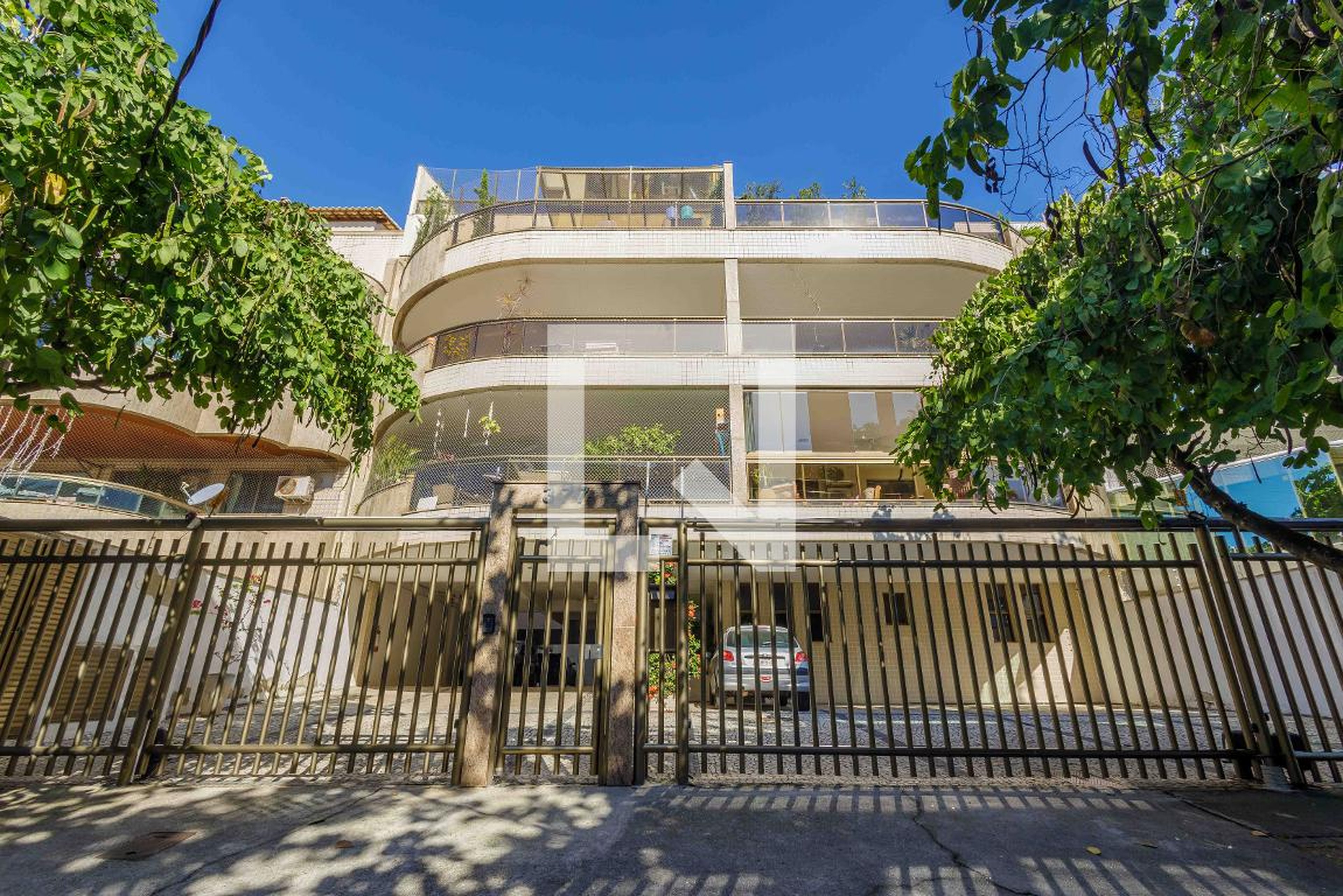 Fachada Condomínio Praia de Itamambuca