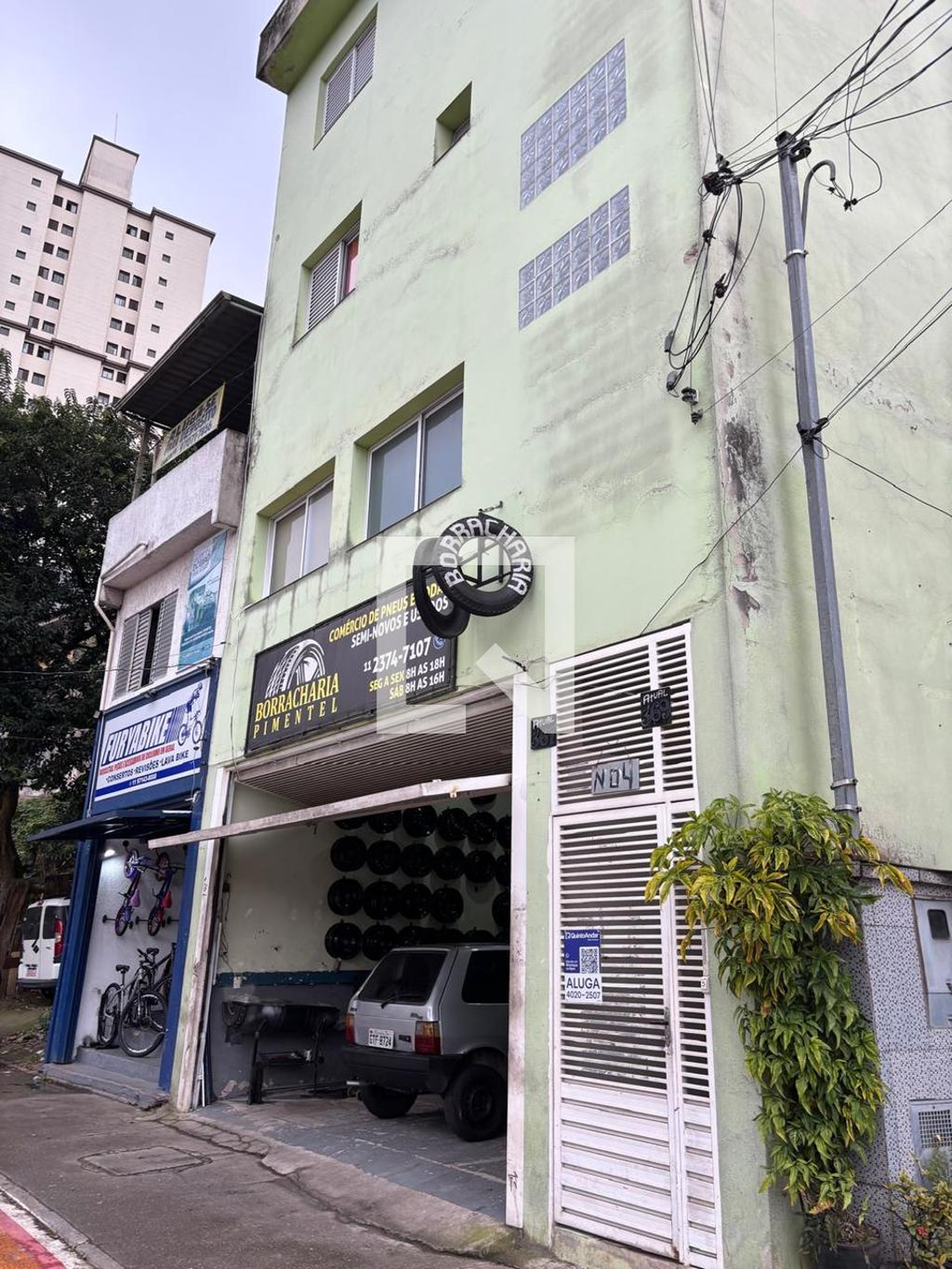 Fachada Condomínio em Avenida Pery Ronchetti, 4