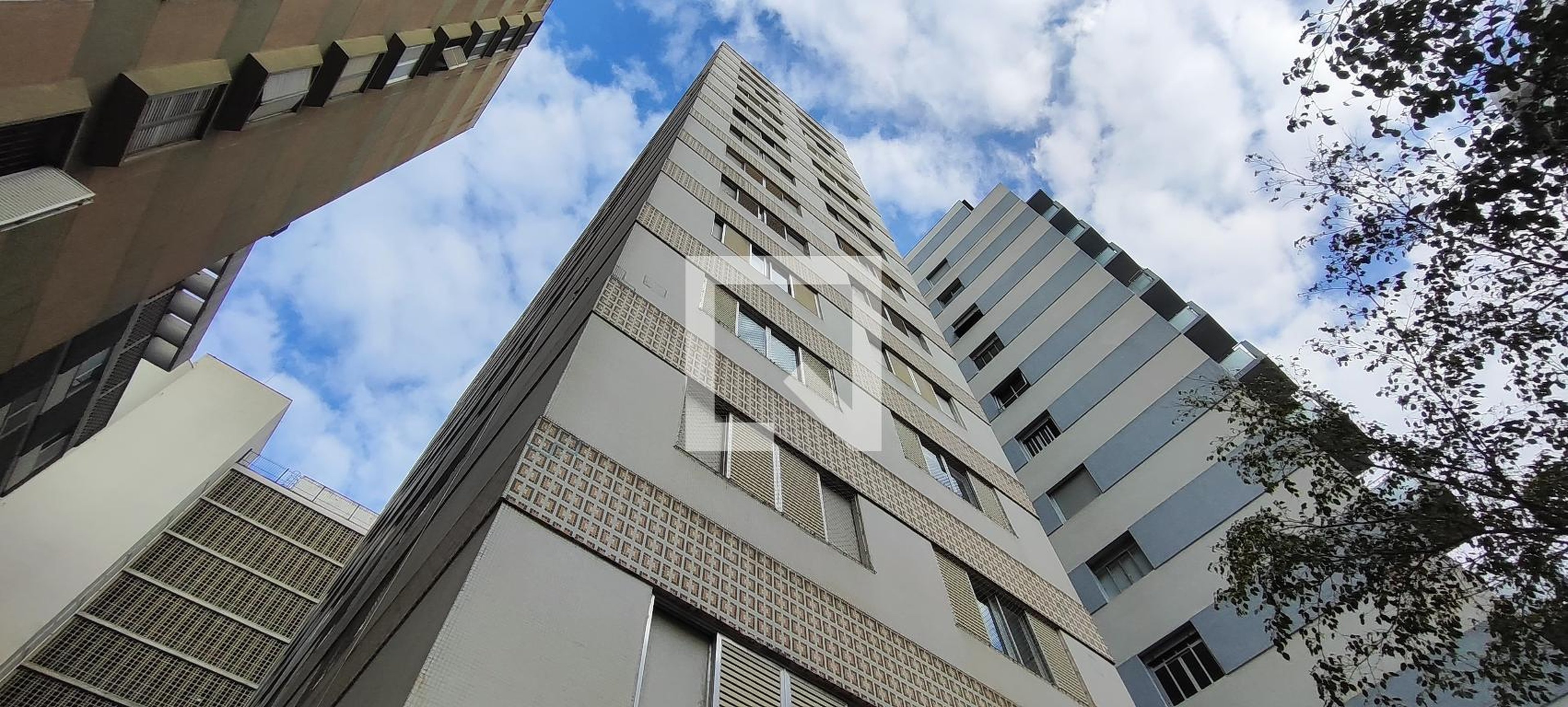 Fachada Edifício Pedra Verde