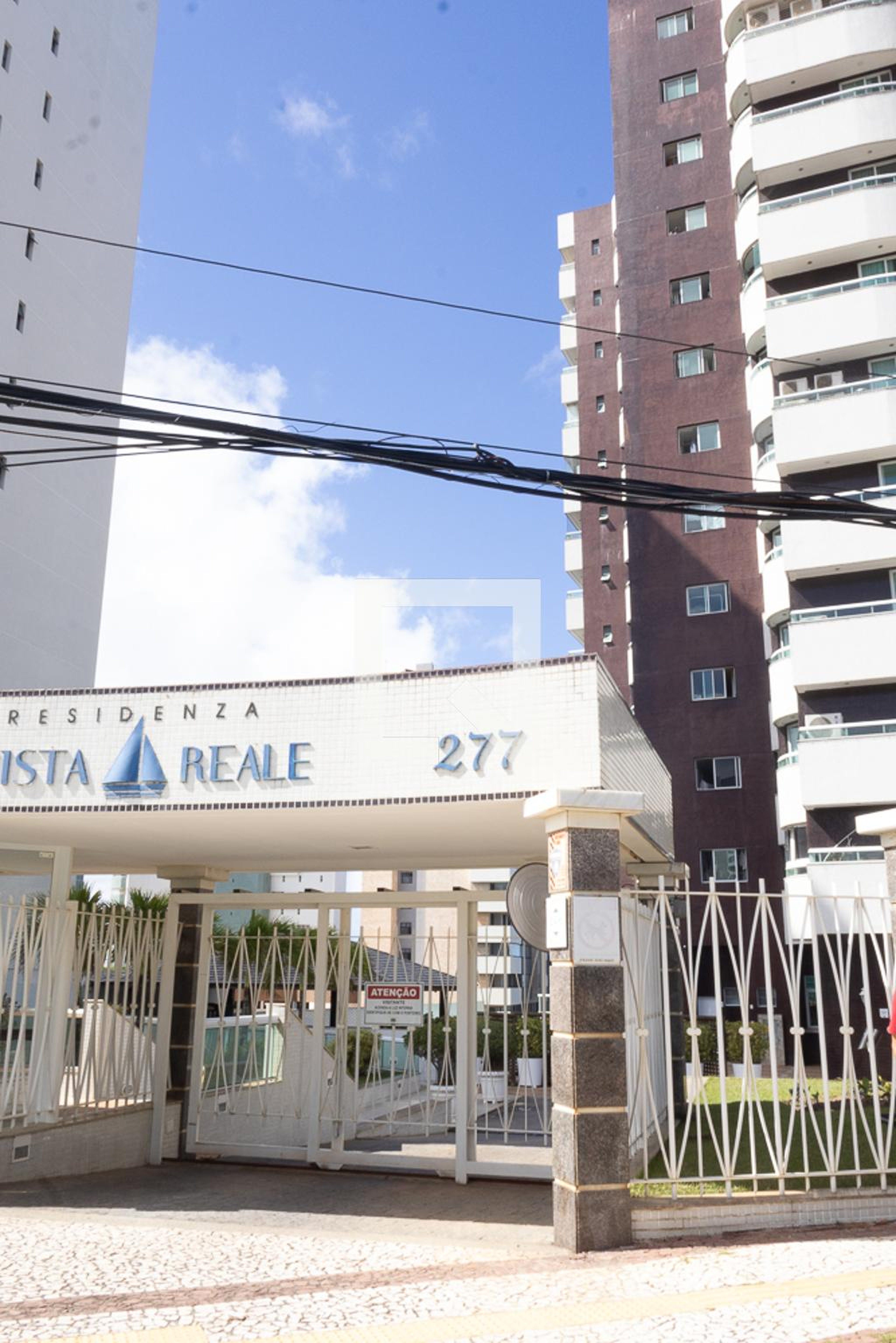 Fachada Condomínio Residenza Vista Reale