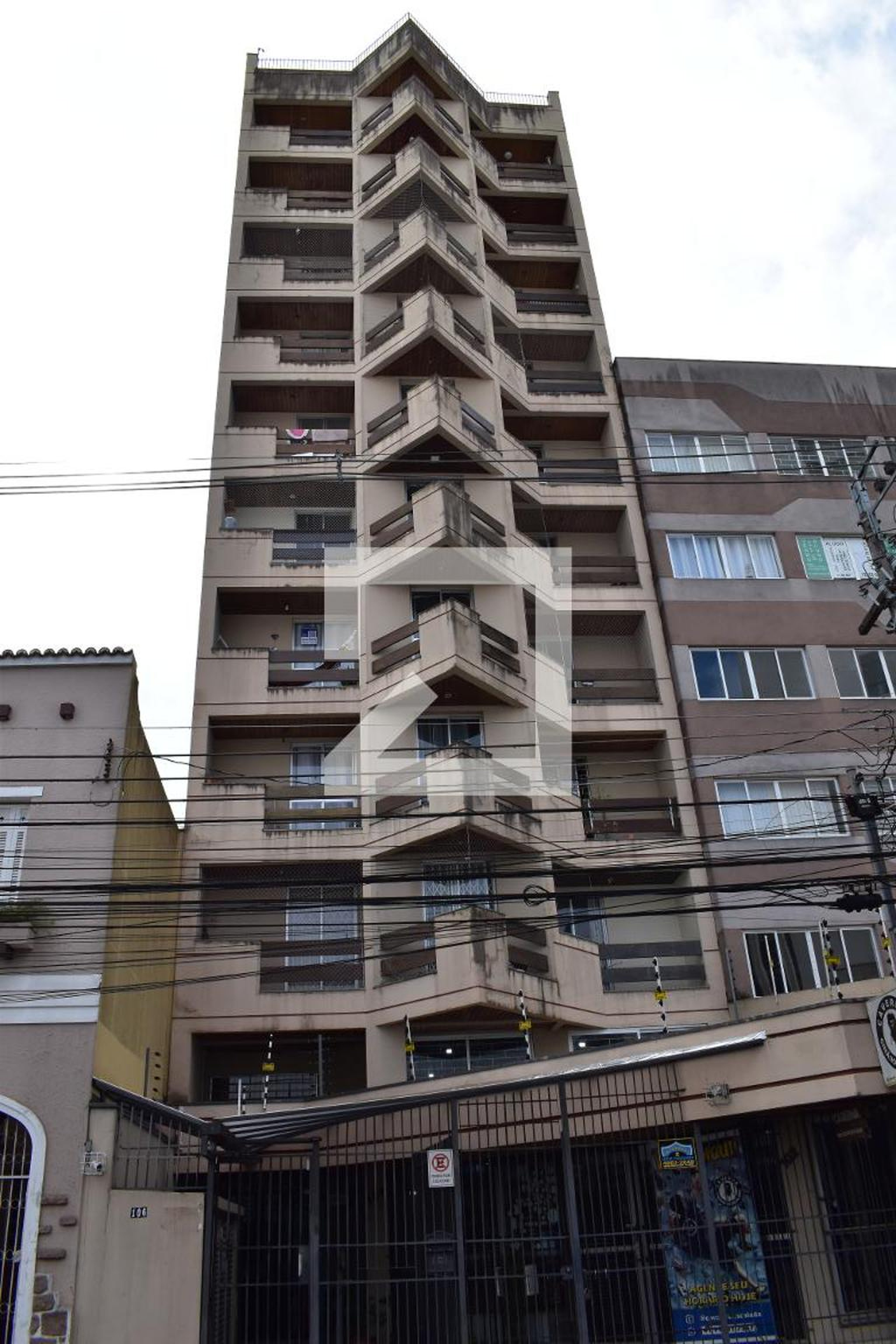 Fachada Edifício Golden Tower