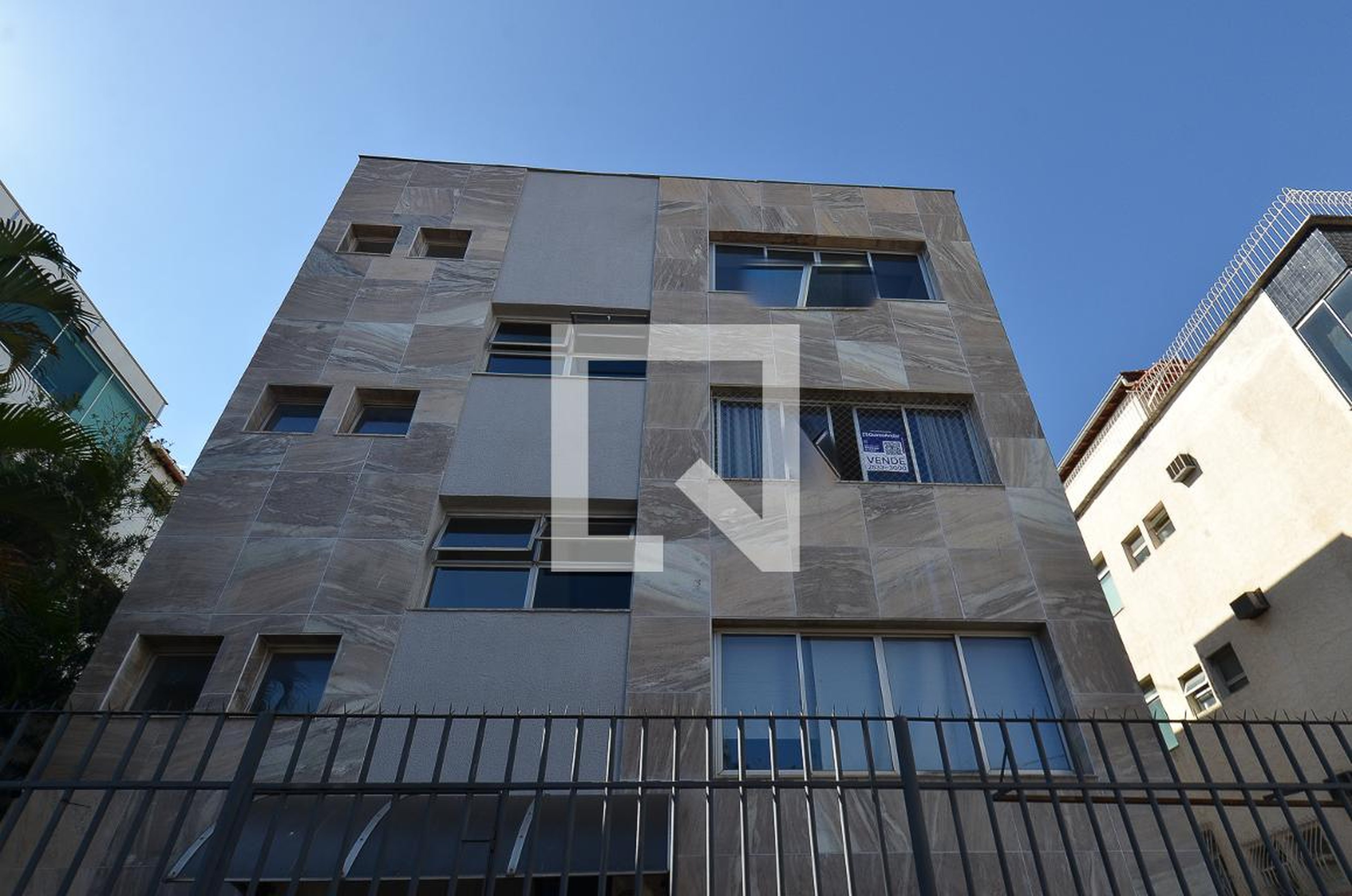 Fachada Condomínio em Rua São Gonçalo, 1170