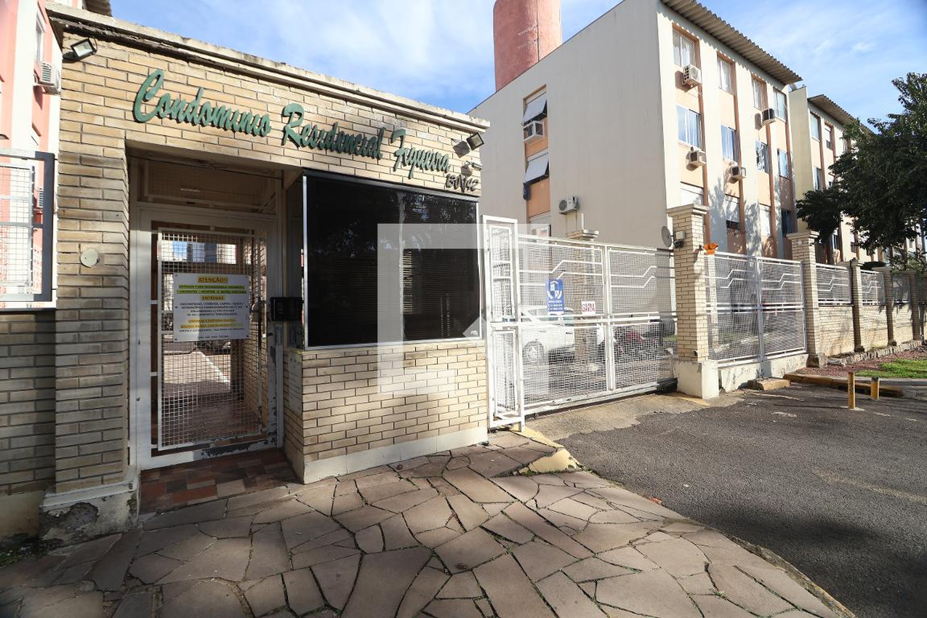 Fachada Condomínio Figueiras Residencial