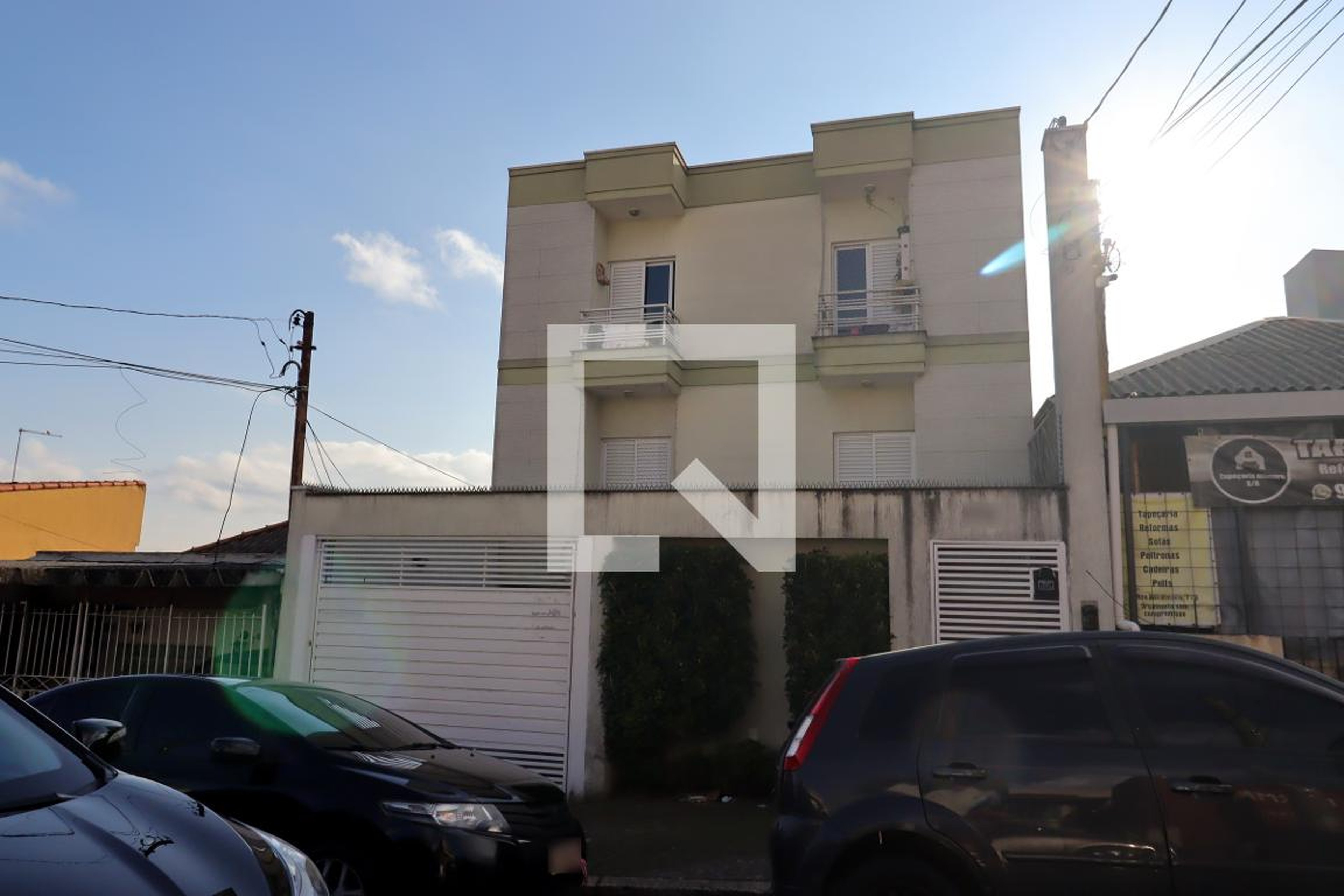 Fachada Condomínio em Rua Sud Menucci, 773