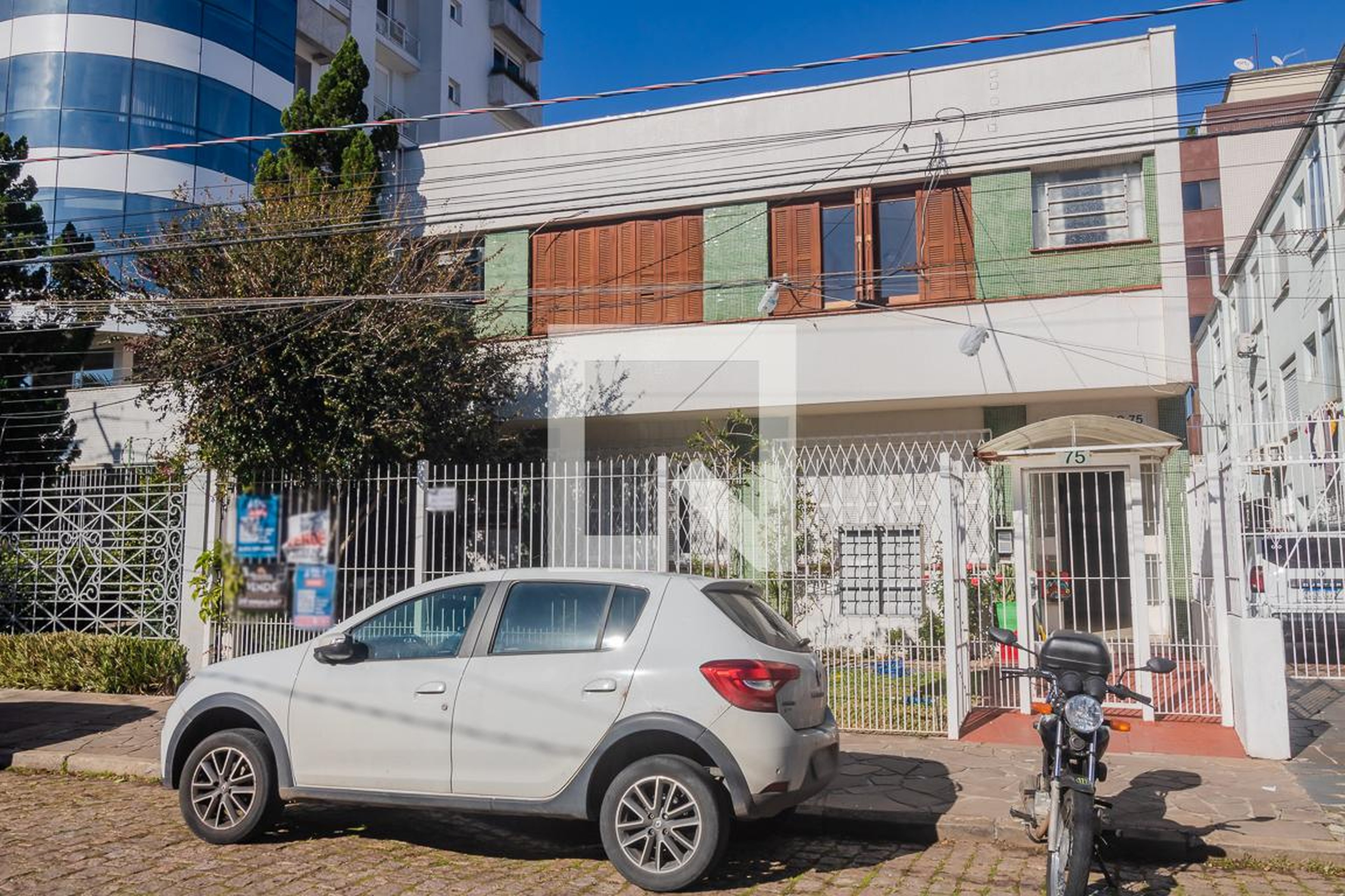 Fachada Condomínio em Rua Uruguaiana, 75