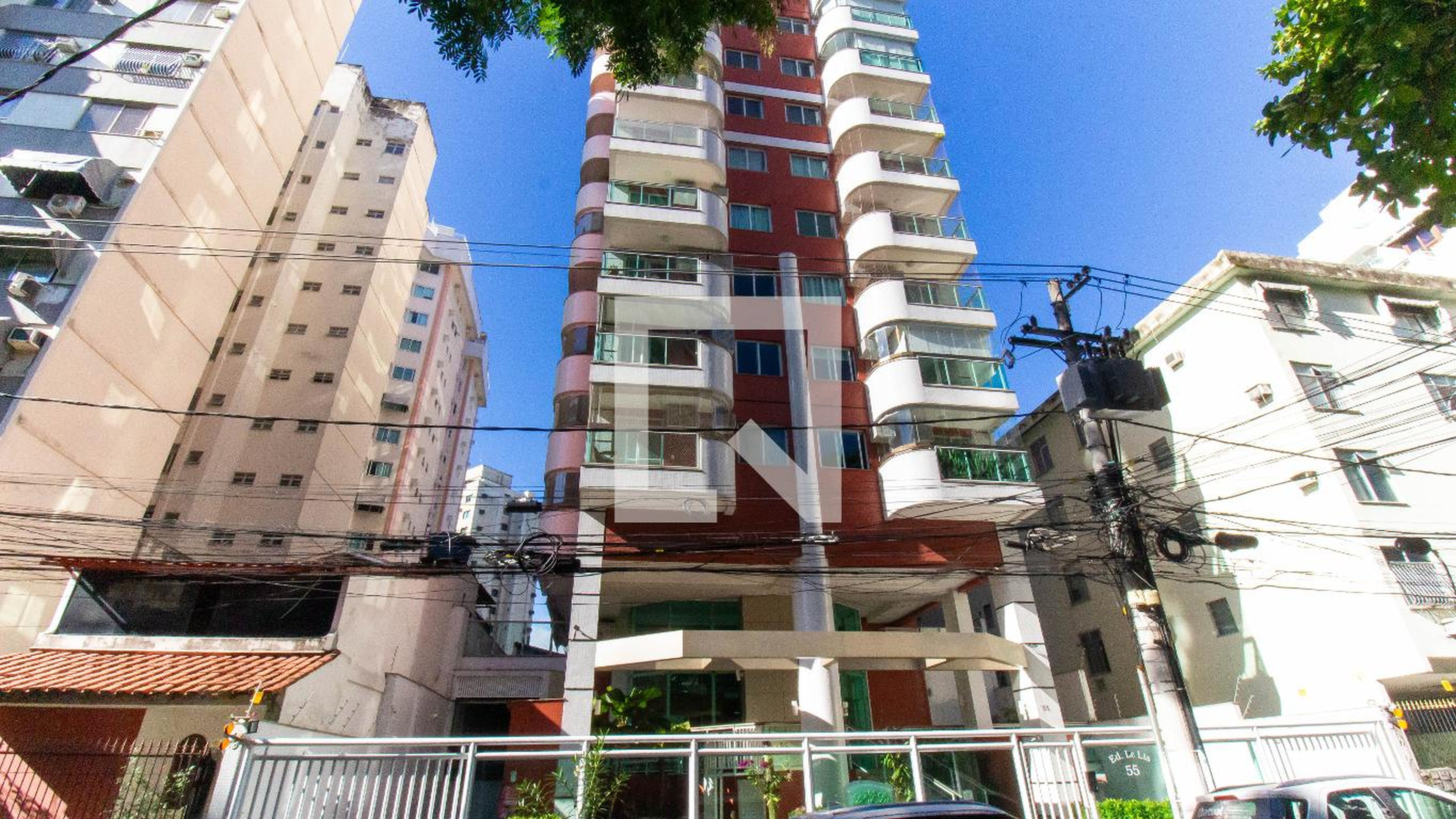 Fachada Condomínio Le Lis