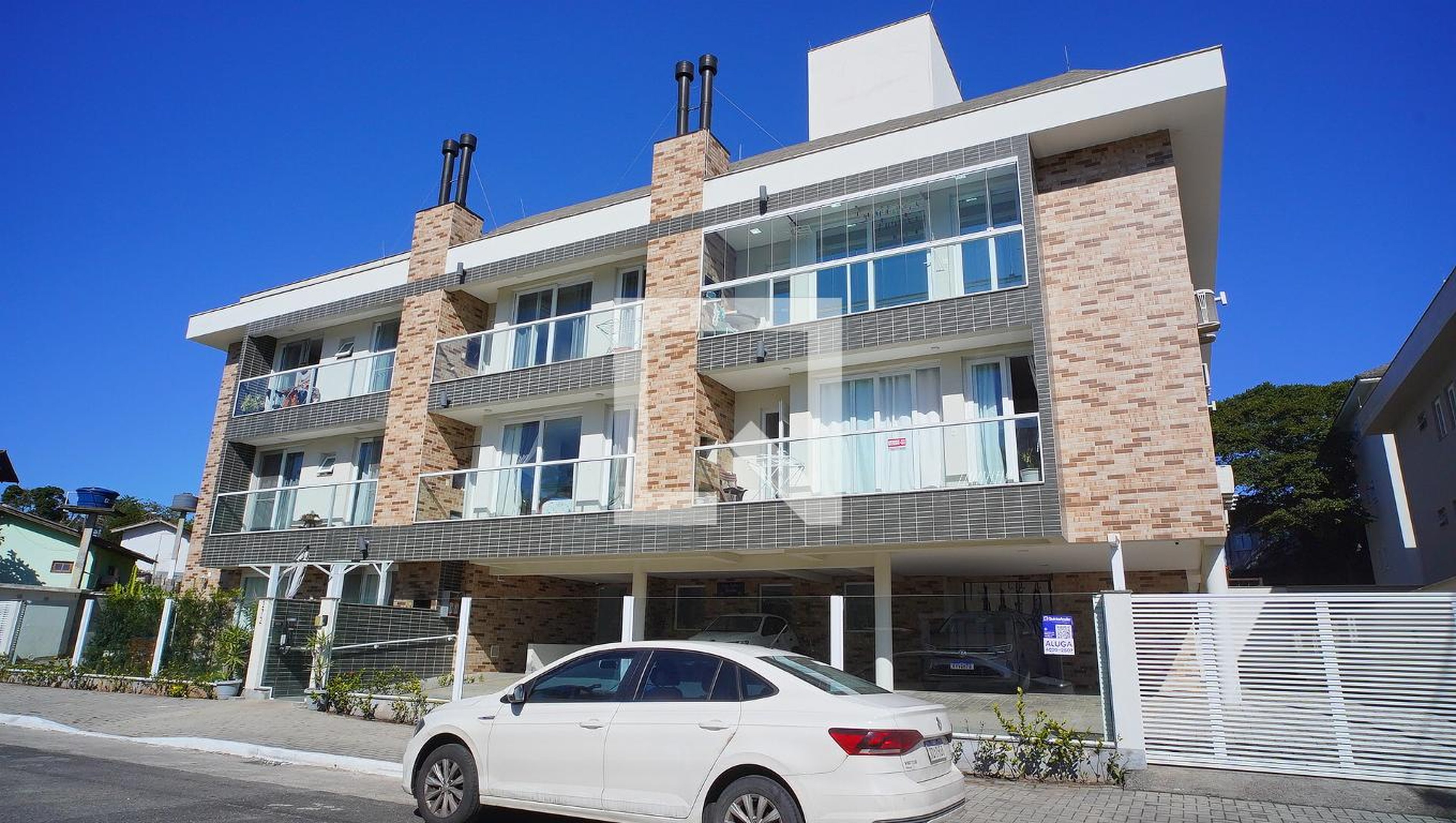 Fachada Condomínio em Rua do Ipê da Várzea, 172