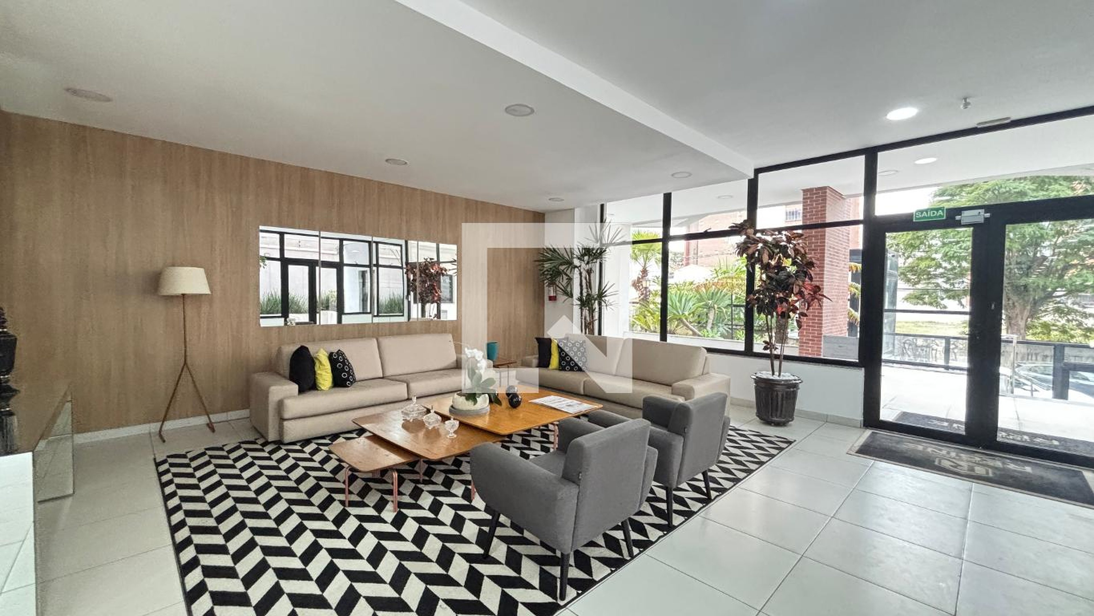 Hall de entrada - Residencial Regine