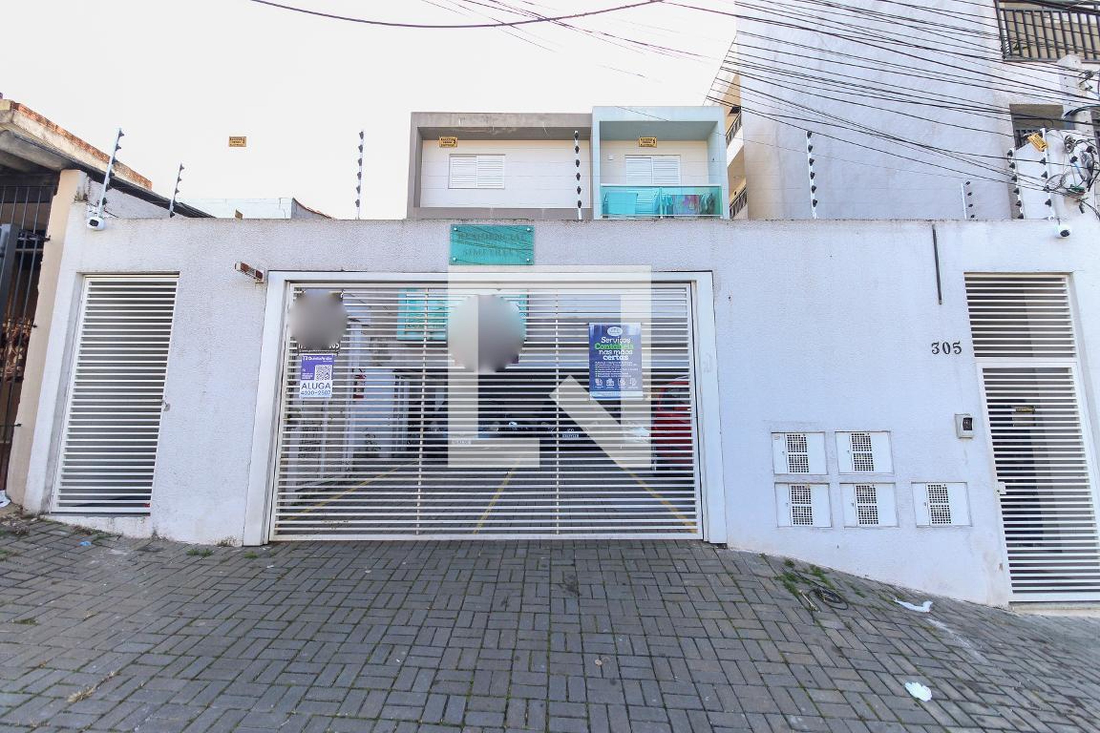 Fachada do Prédio Condomínio em Rua Rodrigues Seixas, 305