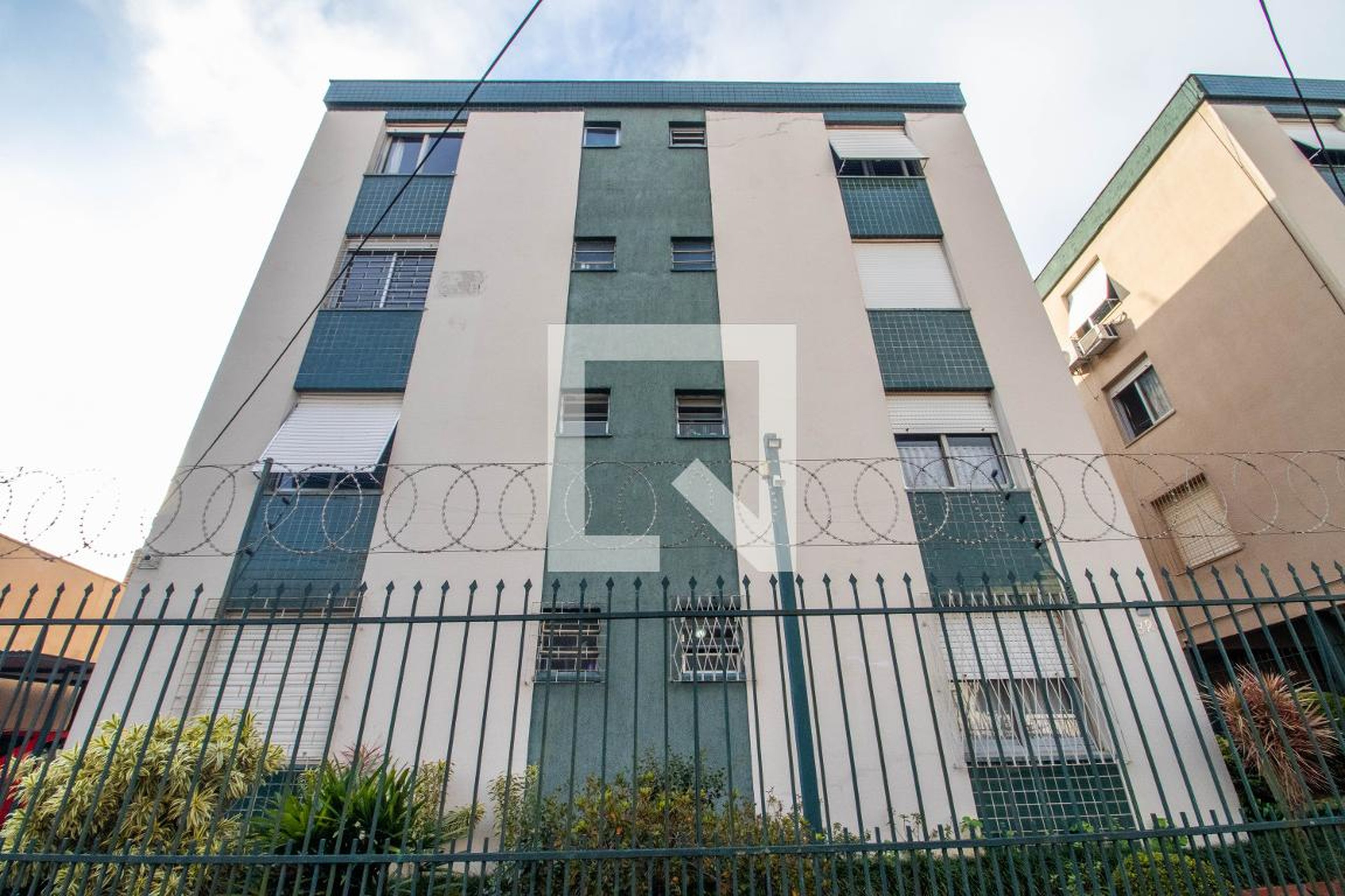 Fachada Condomínio em Rua Ministro Oliveira Lima, 323