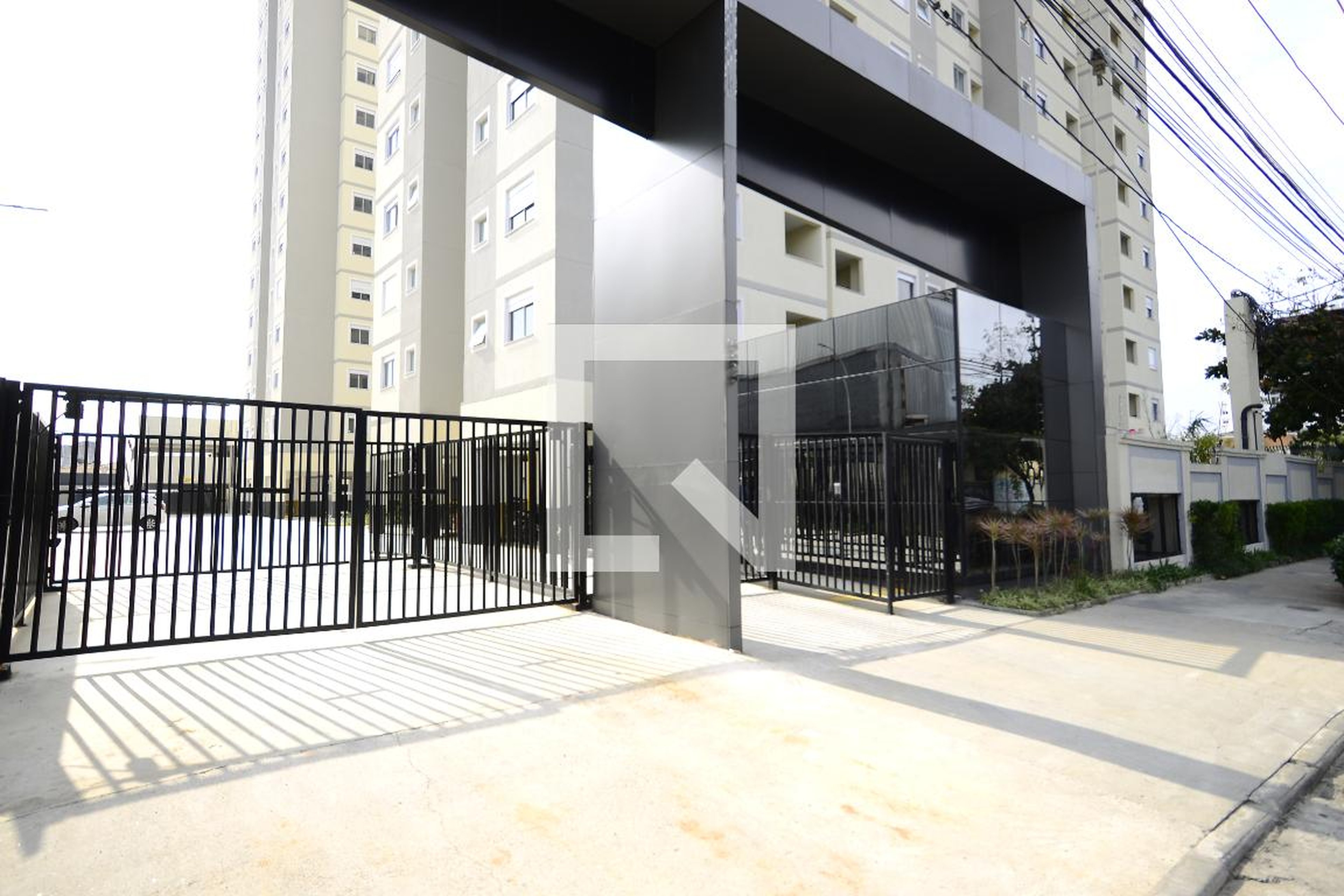 Fachada Condomínio em Rua Bento Vieira, 535