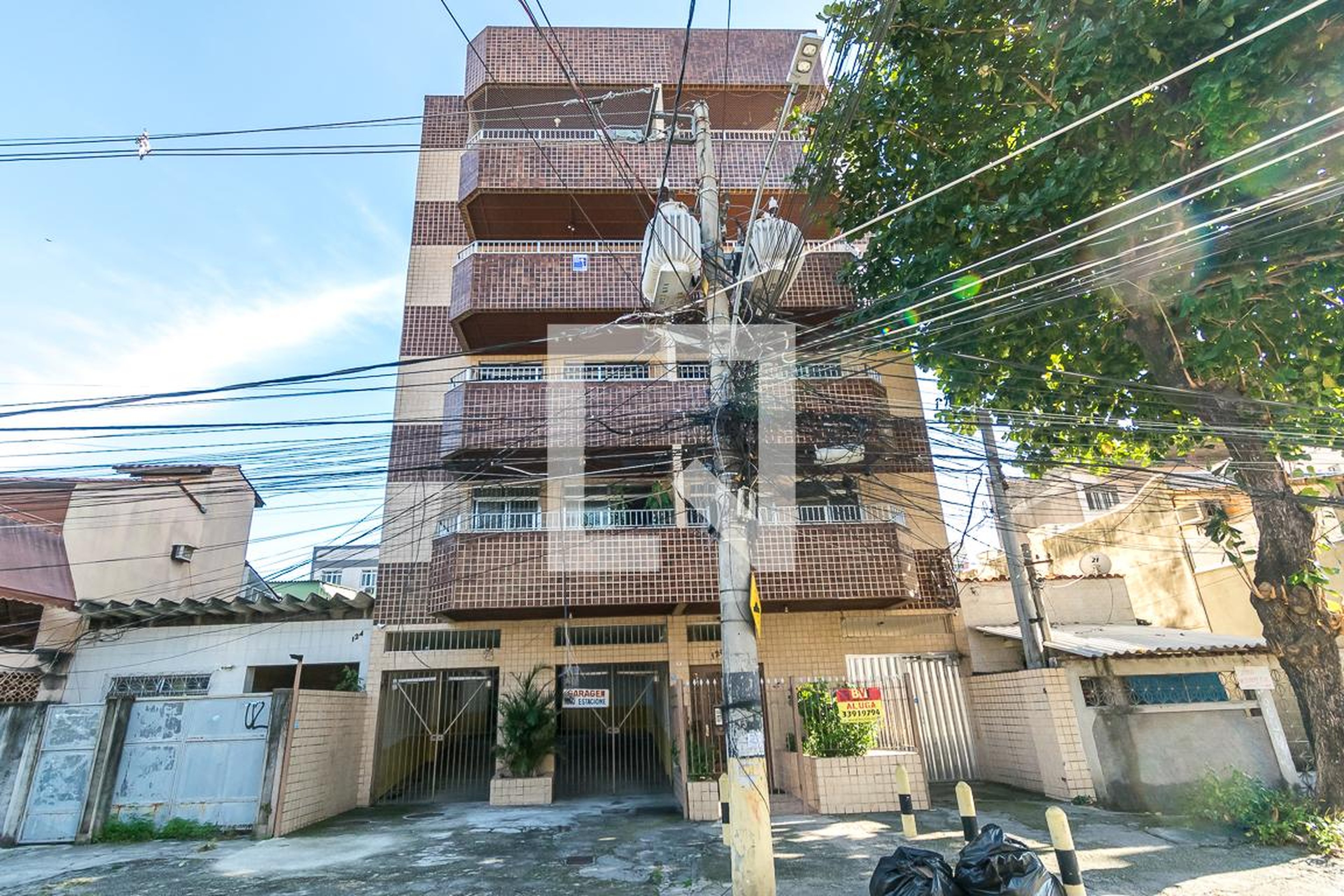 Fachada do Prédio Condomínio em Rua Maria do Carmo, 120