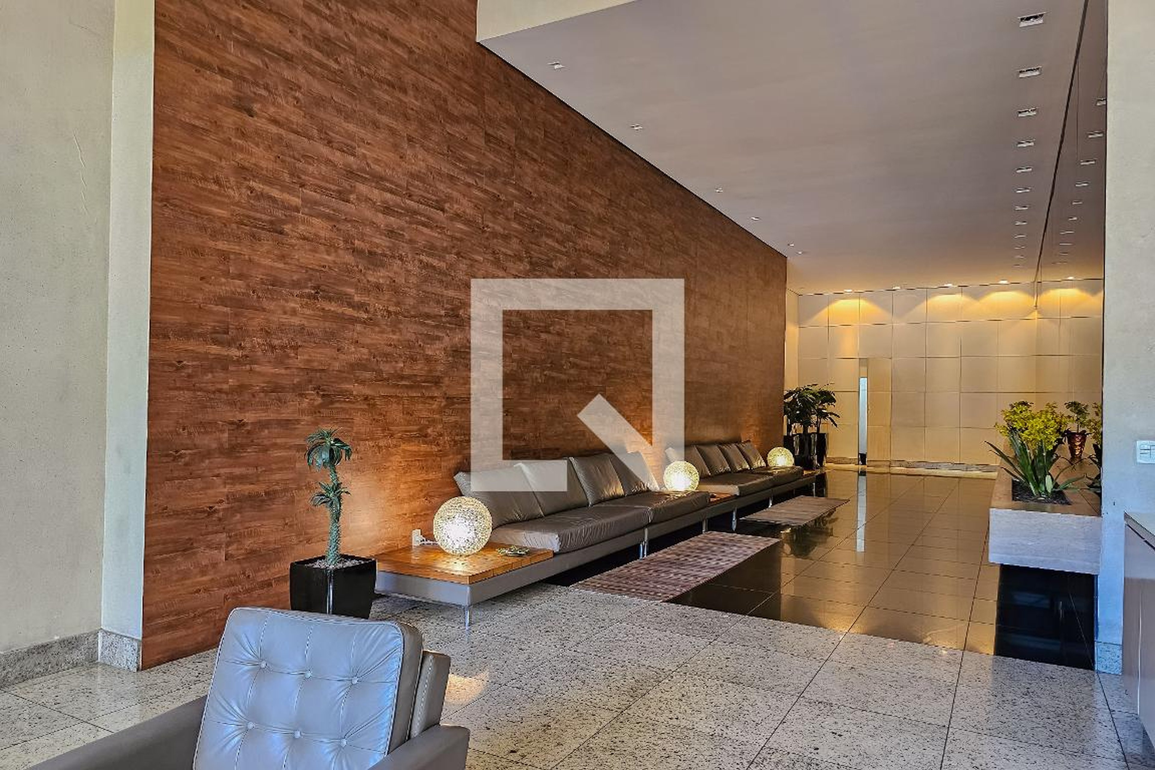 Hall de entrada - Edifício Raja Residence