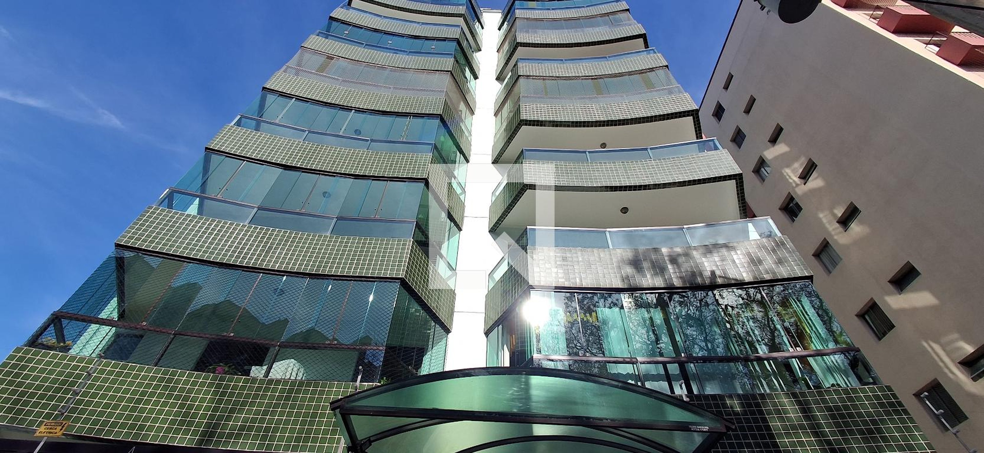 Fachada Condomínio Portal de Conti