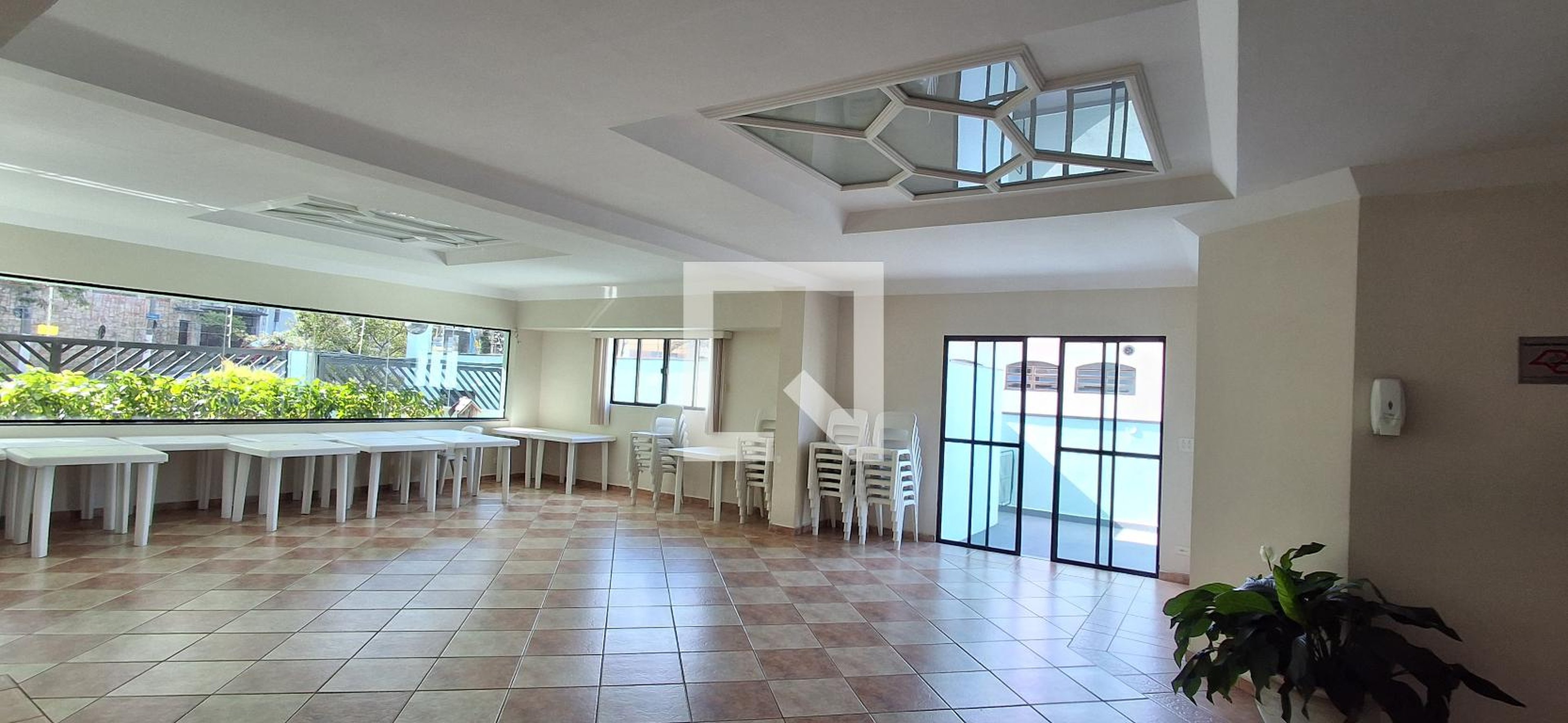 Área Comum - Portal de Conti