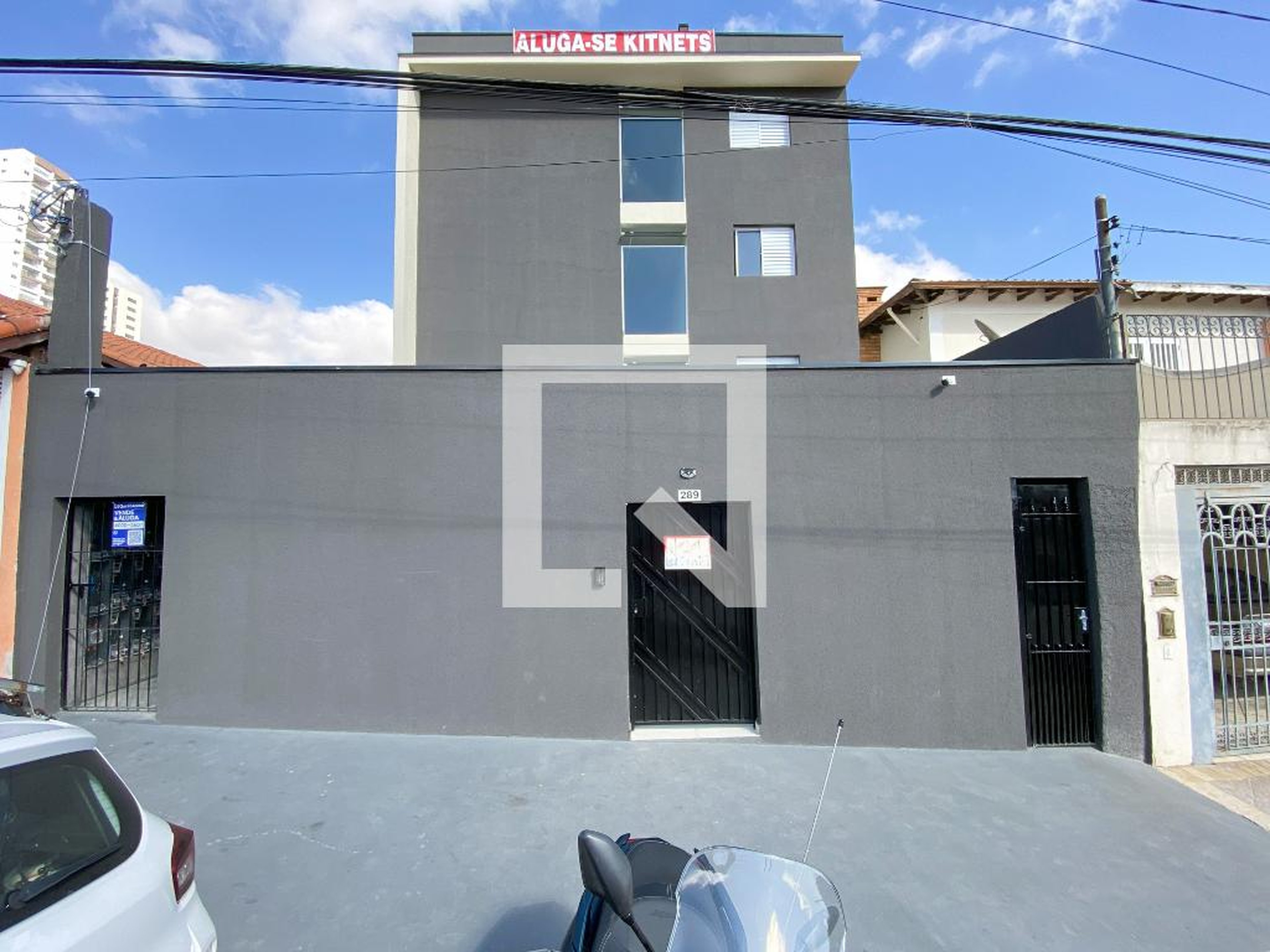 Fachada Condomínio em Rua Coronel Otaviano da Silveira, 289