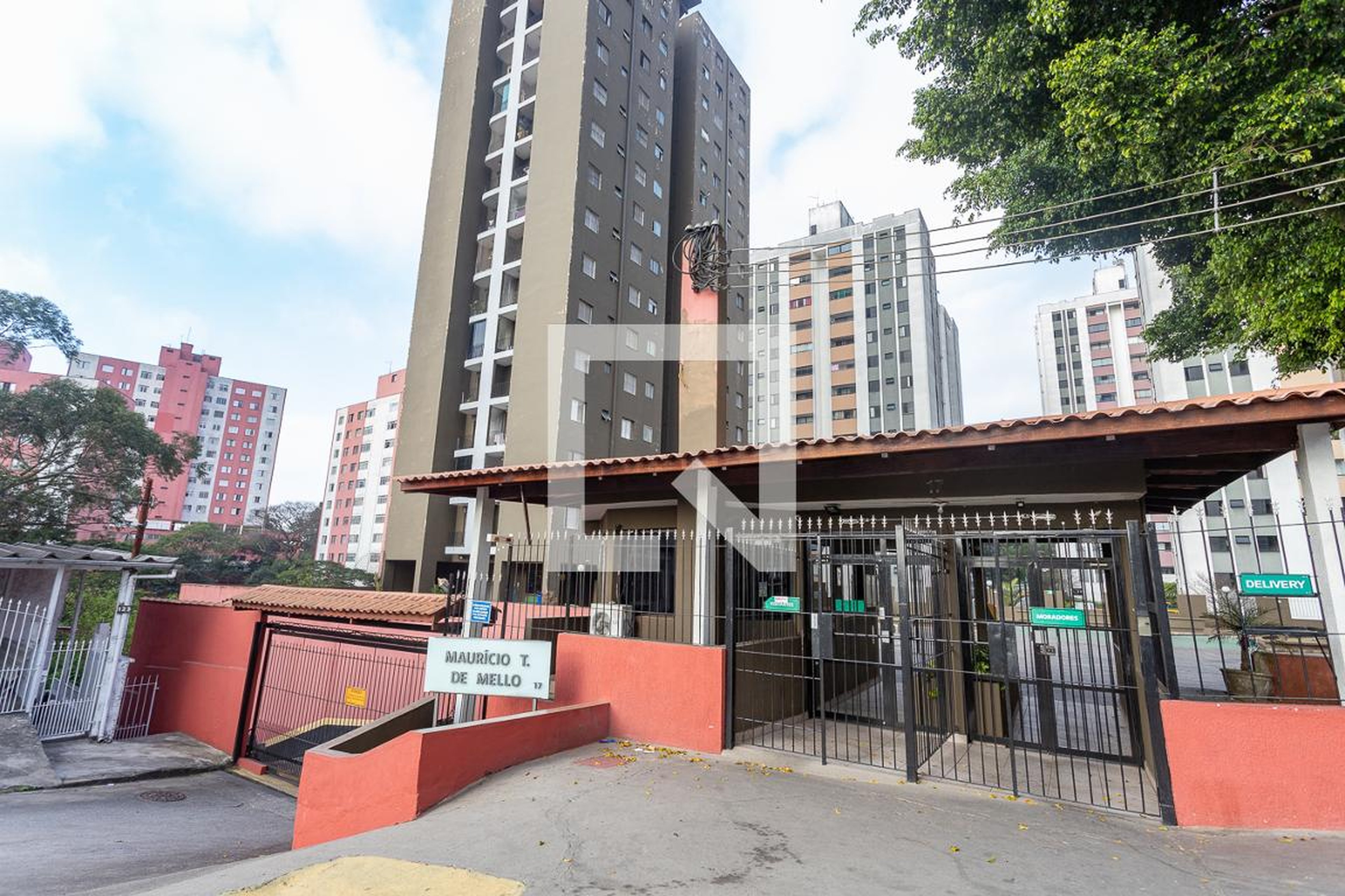 Fachada do condomínio Edifício Maurício Troncho de Melo