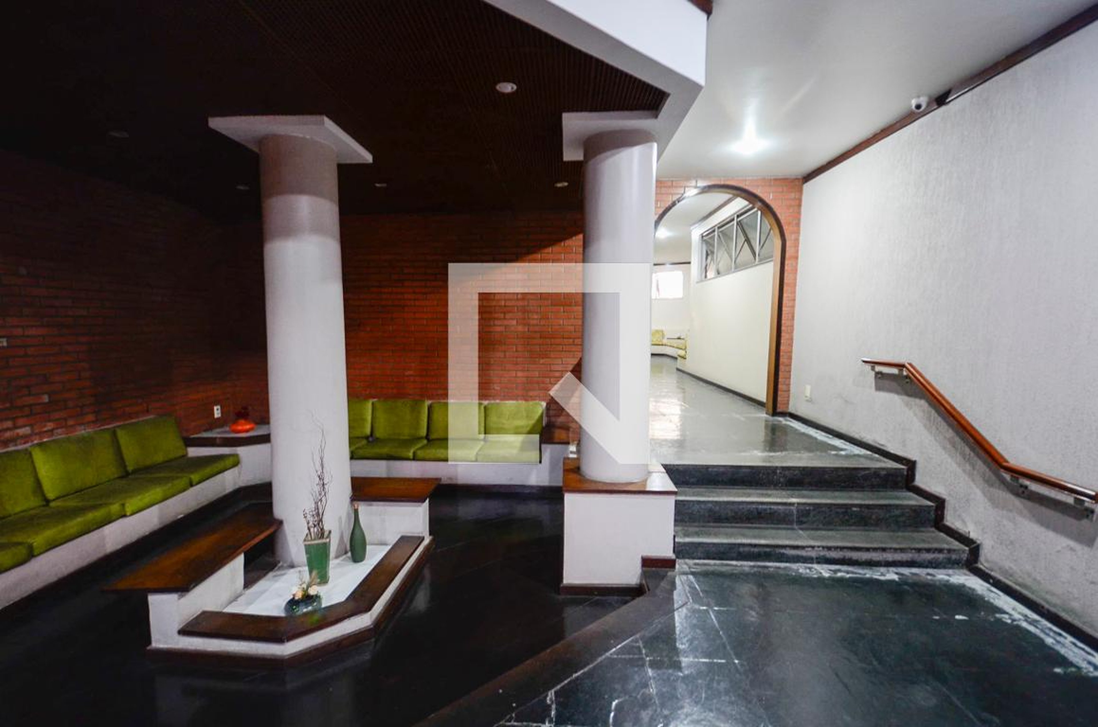 Hall - Alfredo Pinto