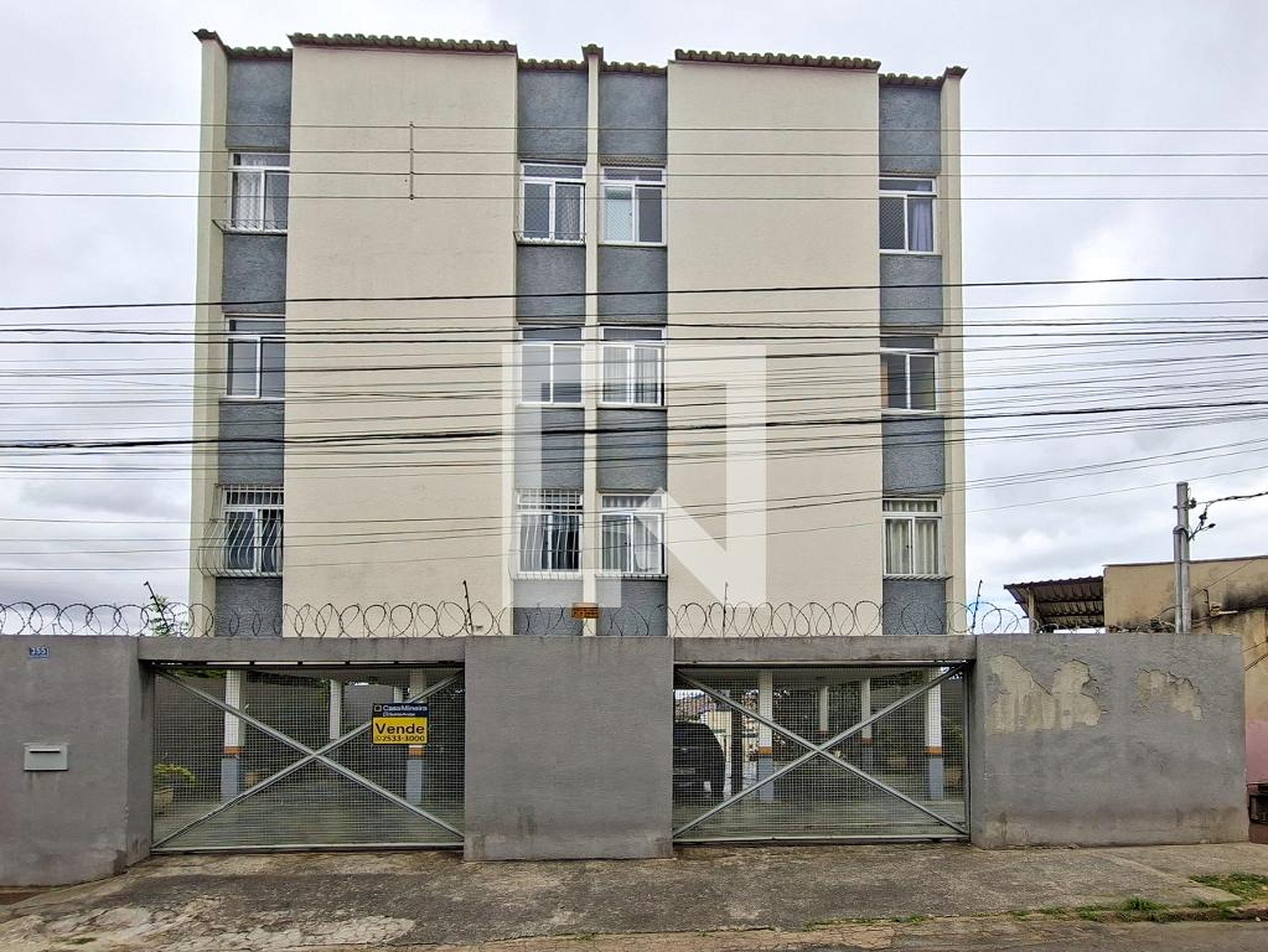 Fachada Condomínio em Rua Manganês, 355