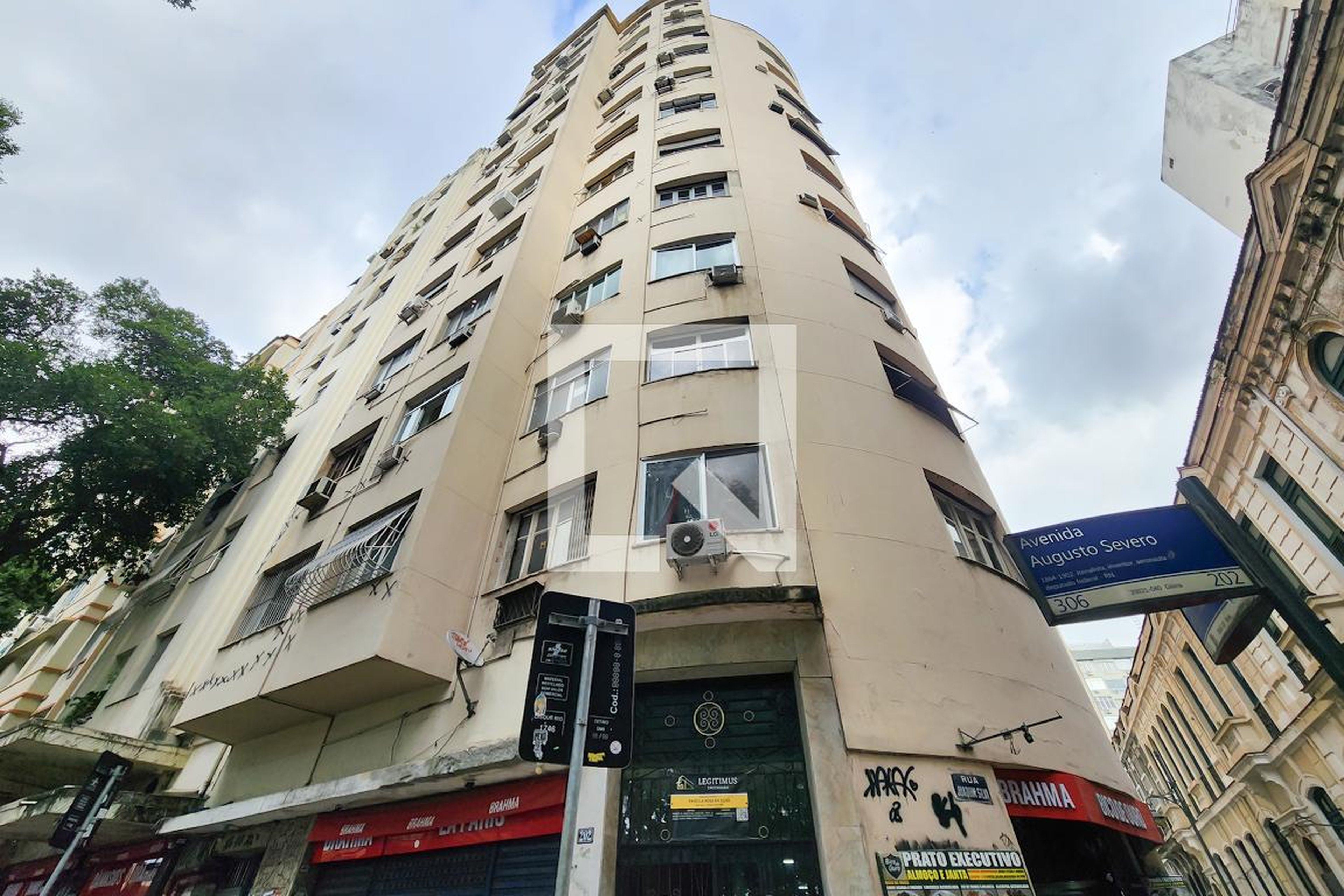 Fachada Condomínio Auser