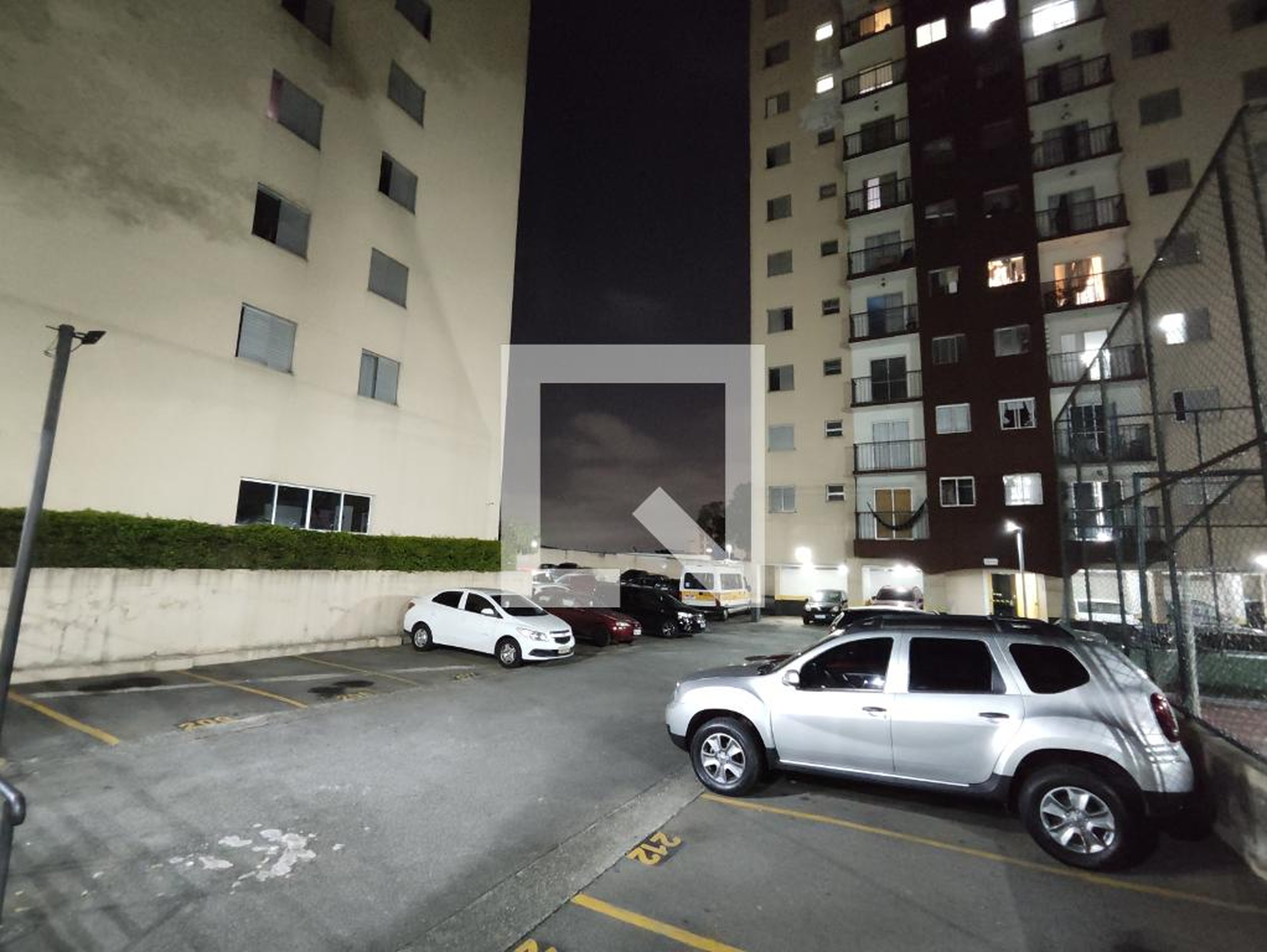 Estacionamento - Residencial Grevilia