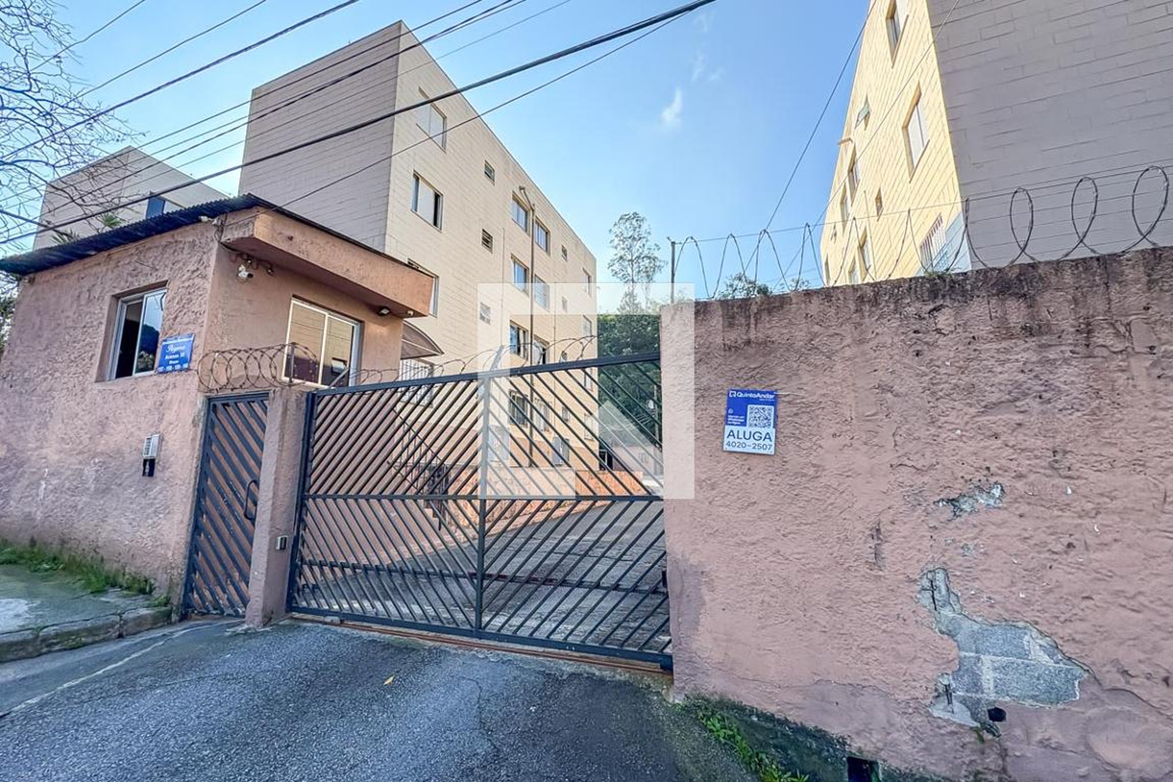 Fachada do Condomínio Condomínio Itapera (Acesso 30)