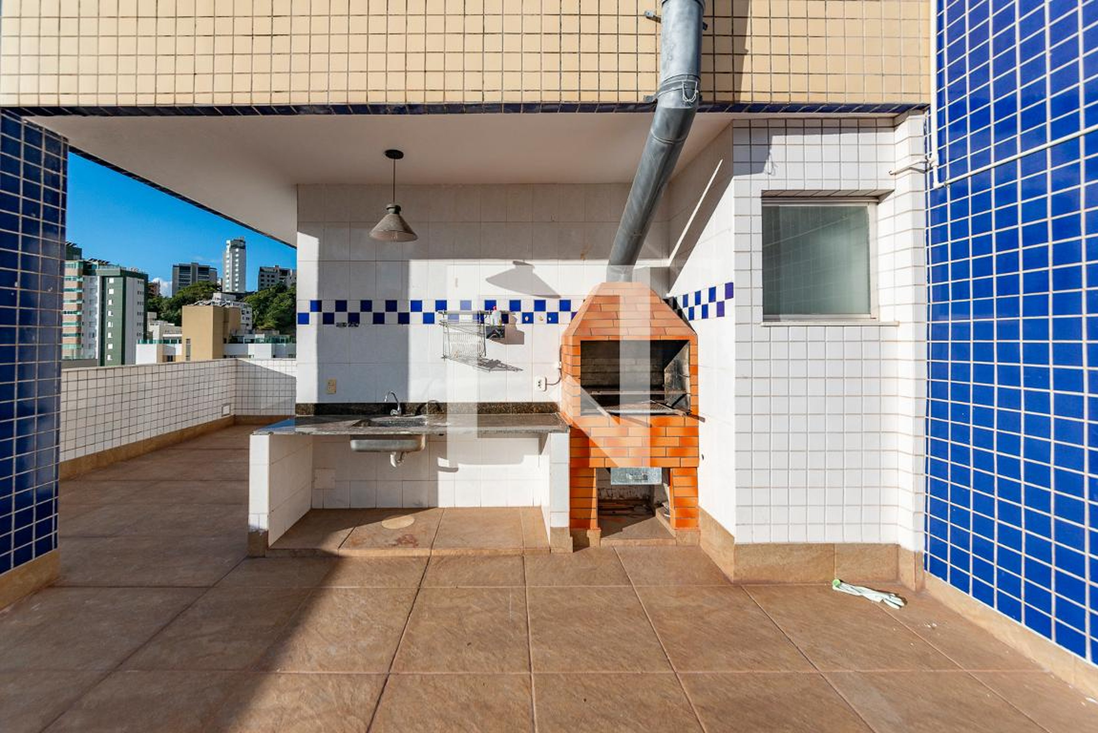 Churrasqueira - Alzira de Quadros Neves