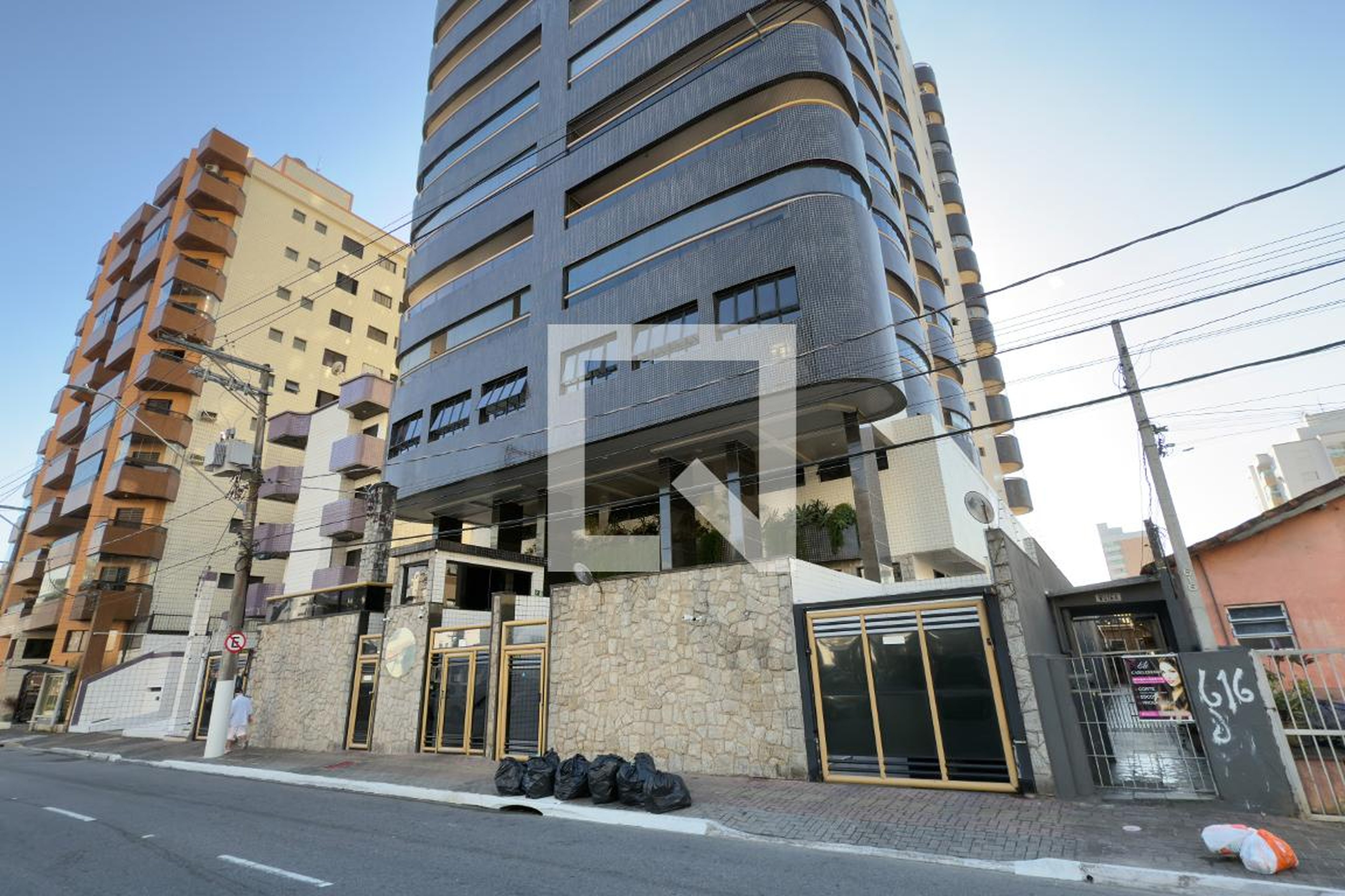 Fachada do Prédio Condomínio Trianon V