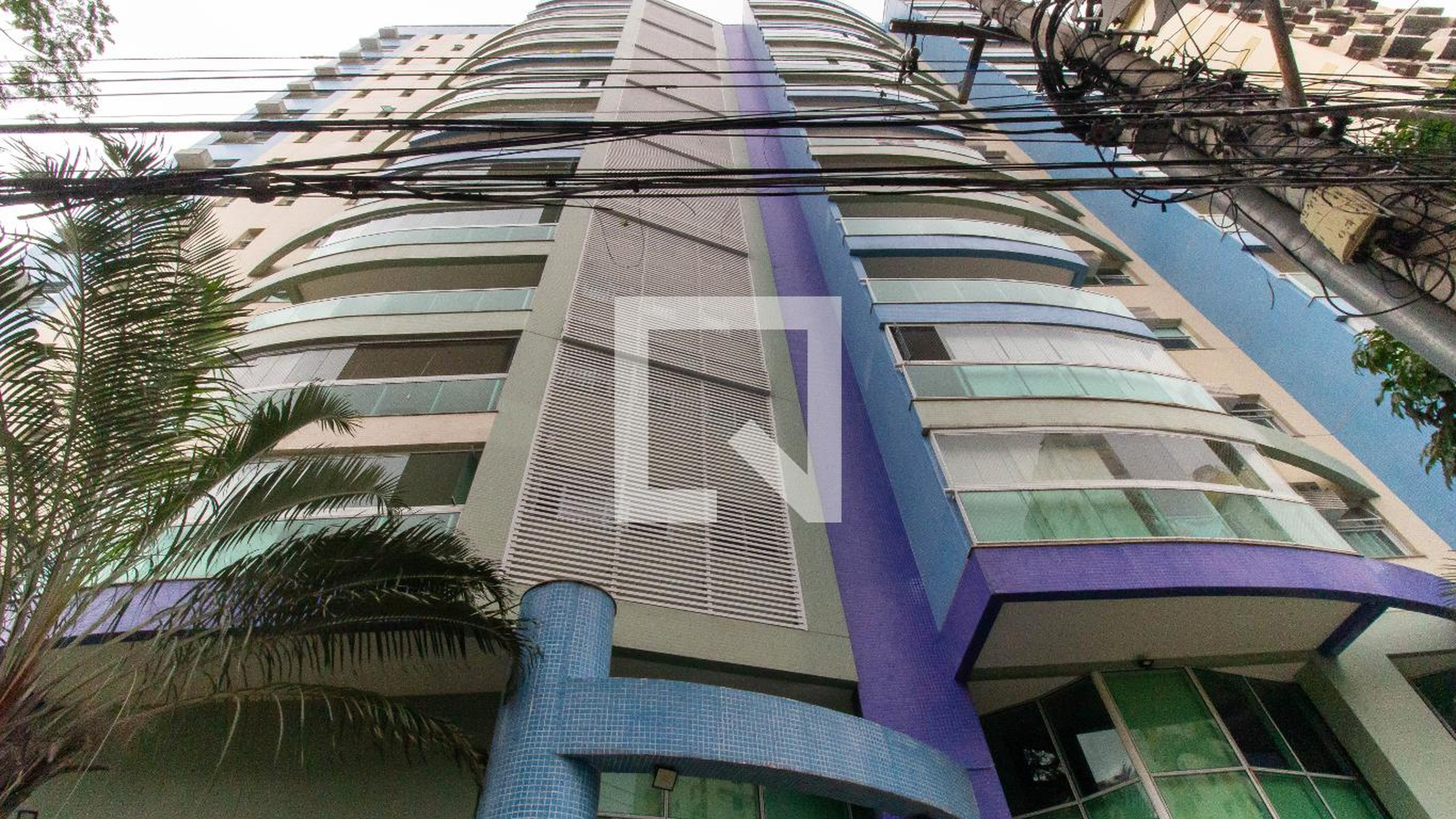 Fachada Condomínio Castel Ferrara