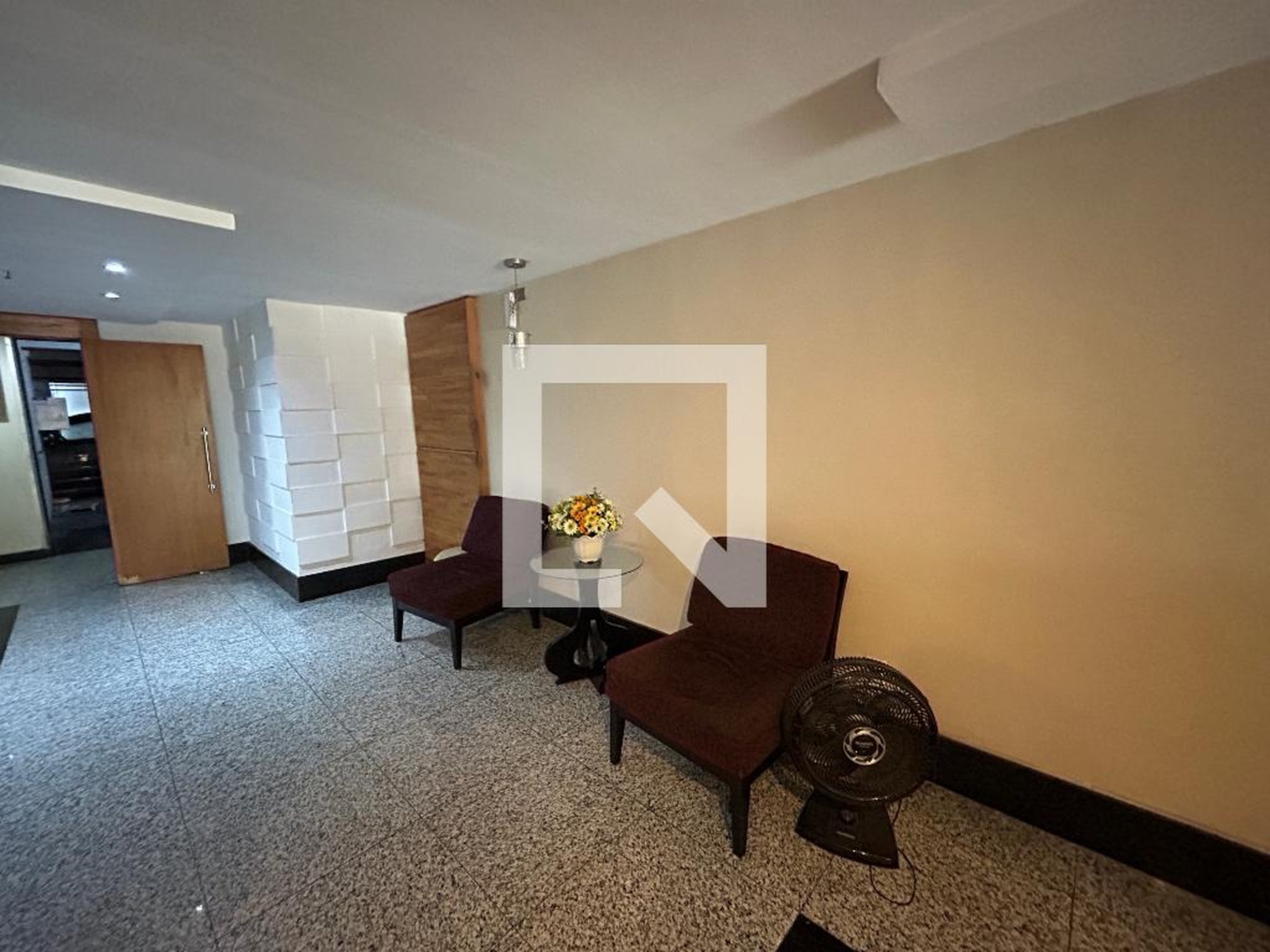 Hall de entrada - Edifício Residenciale Roberta