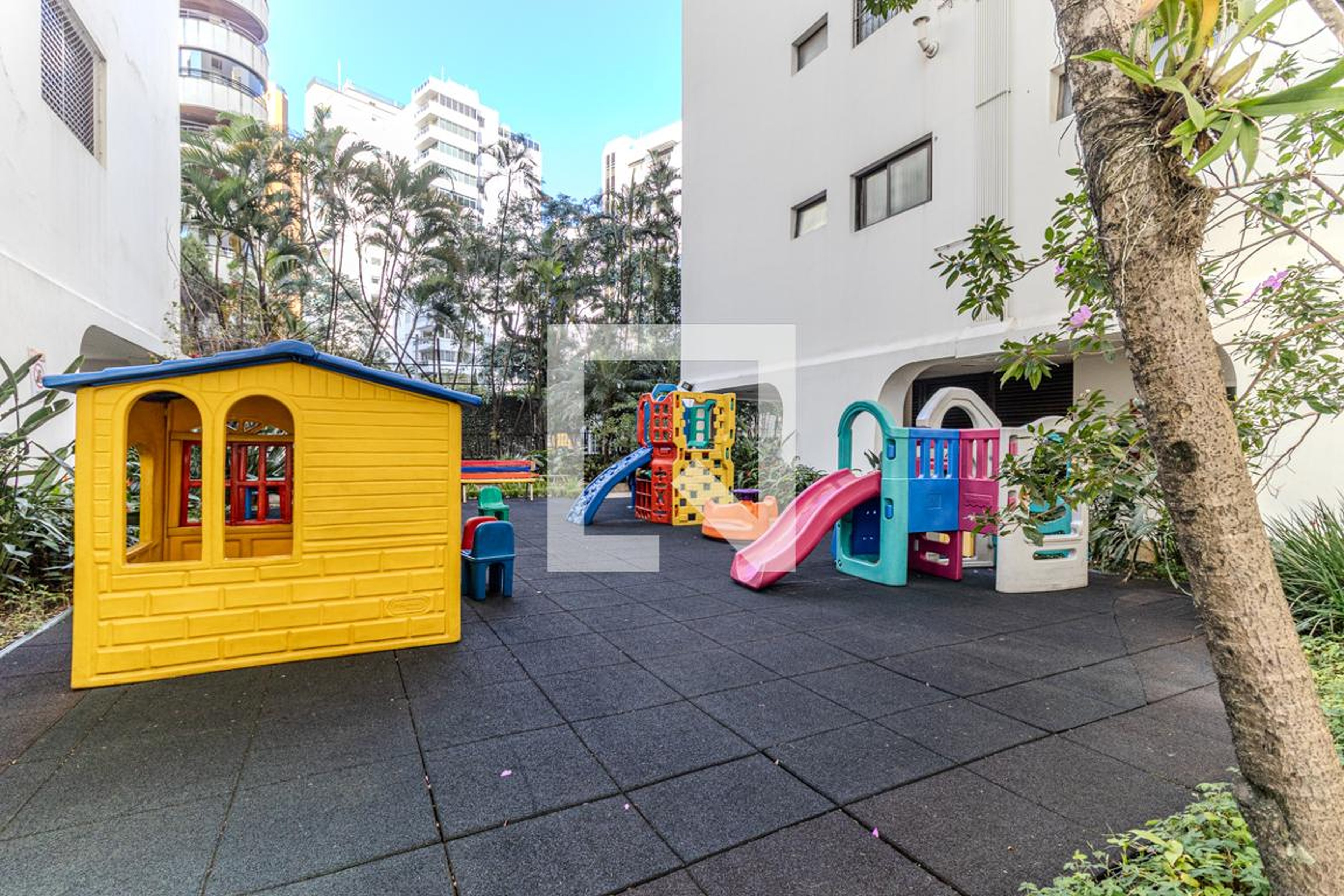 Playground - Edifício S Maison de Versailles Fontainebleau